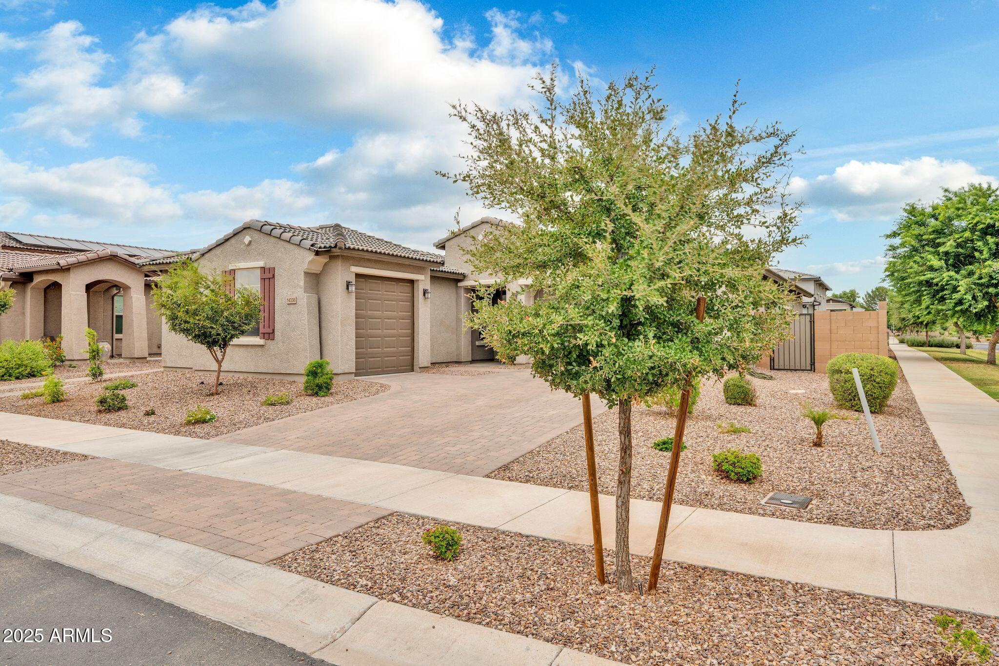14338 W REDFIELD Road