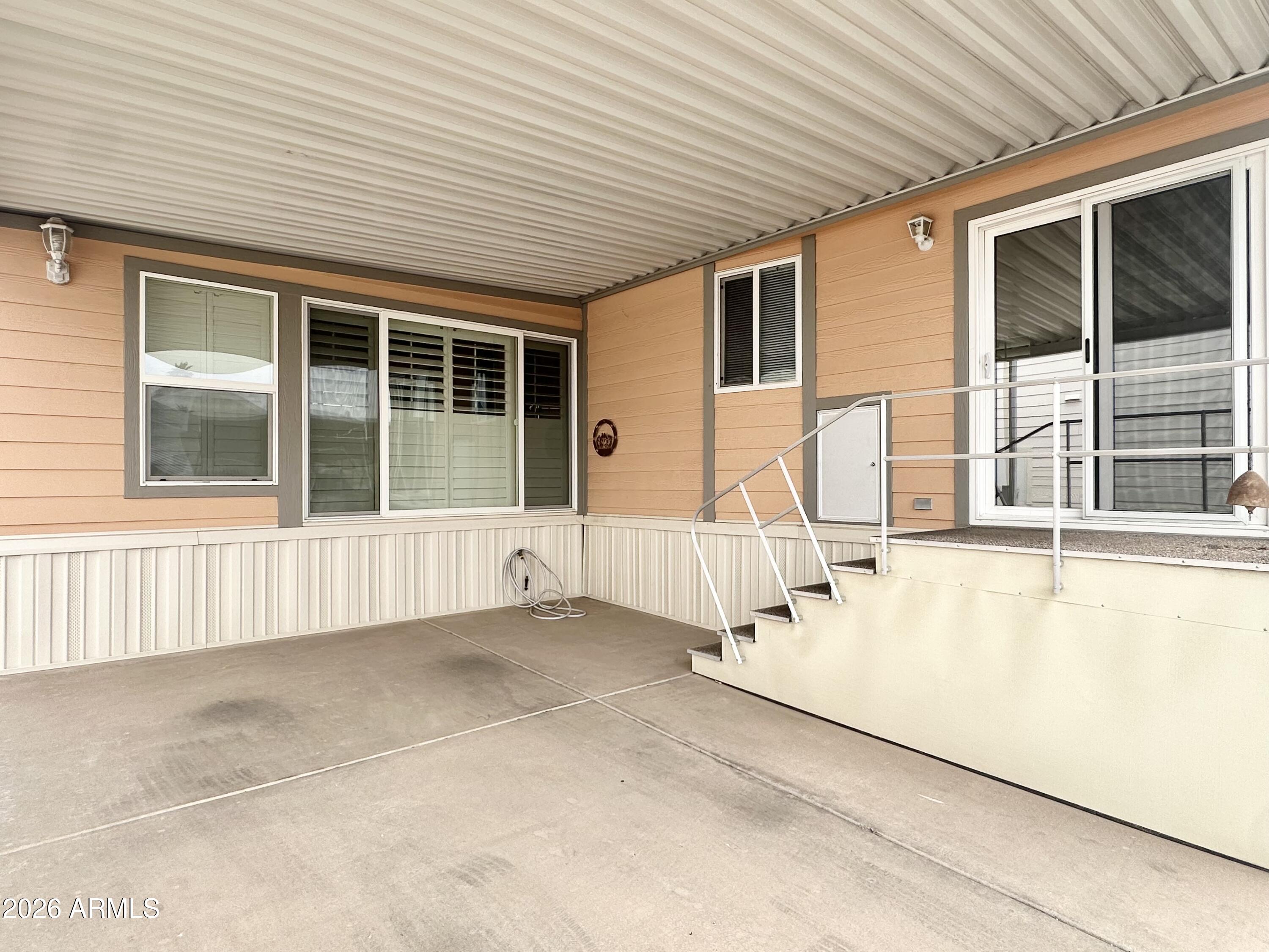 111 S GREENFIELD Road 200