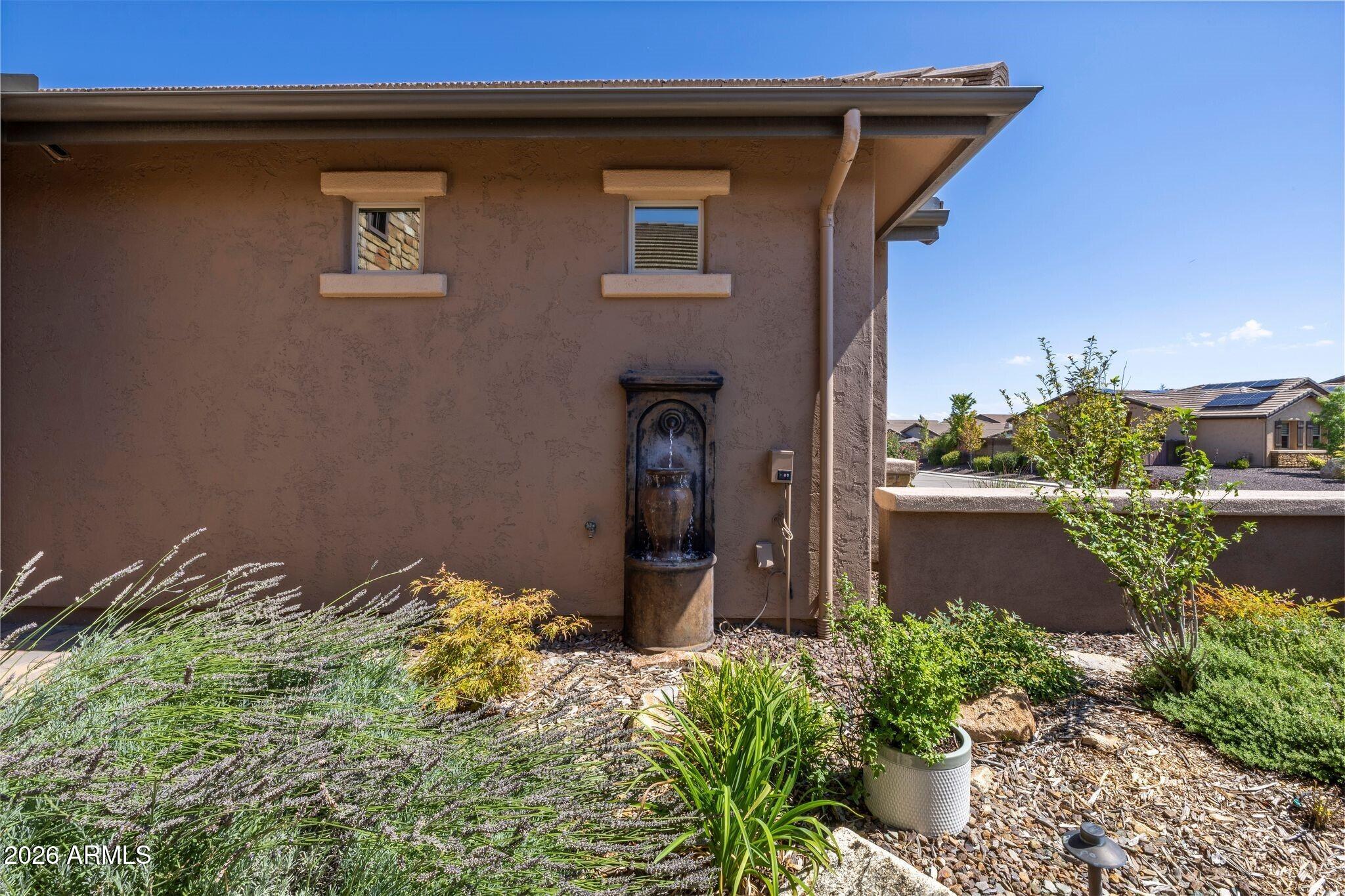 5228 SCENIC CREST Way