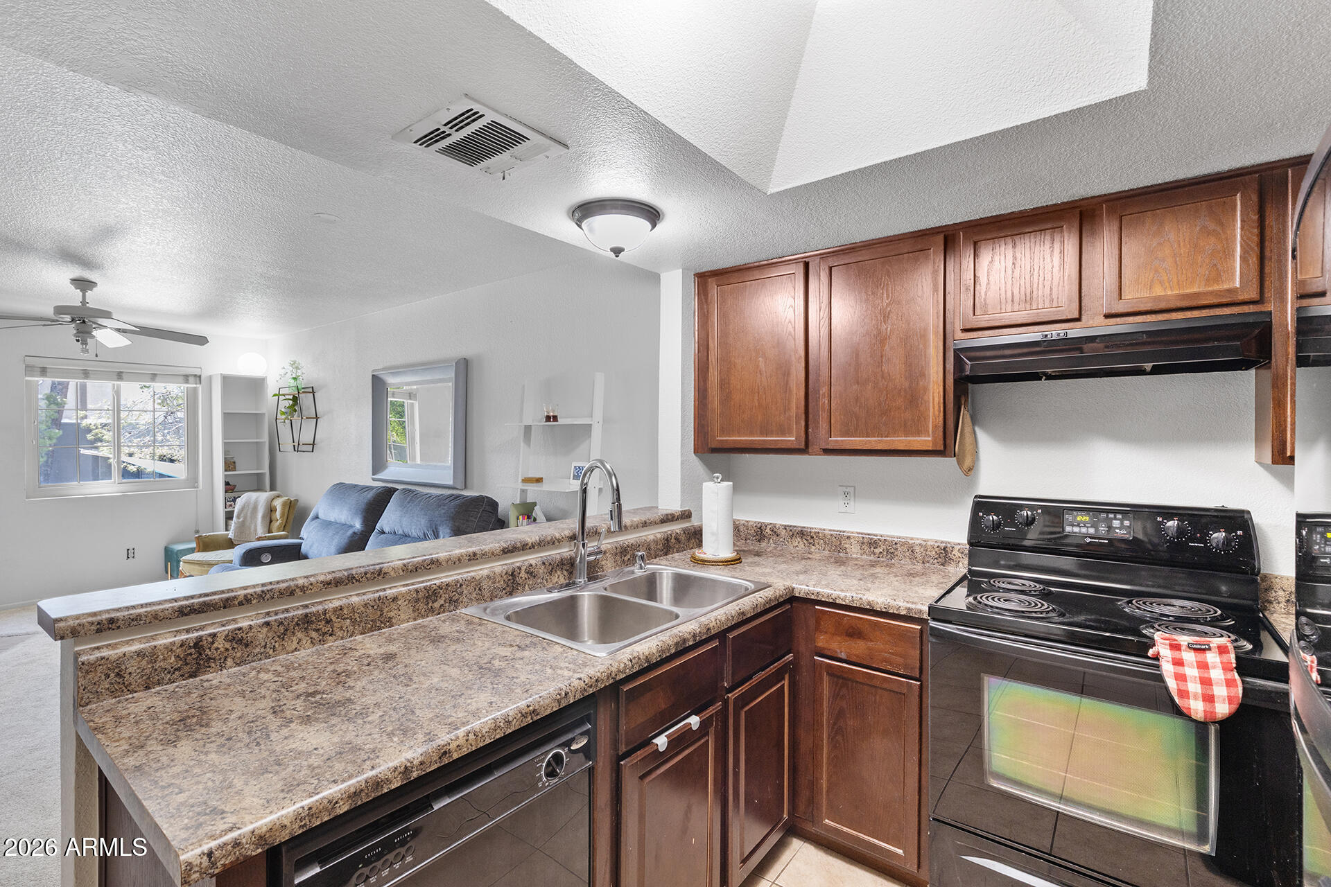 CLIFFS AT NORTH MOUNTAIN CONDOMINIUM - Residential
