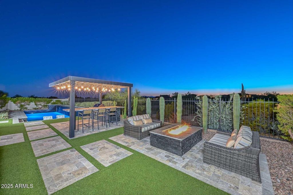 Photo of 30612 N 117th Drive, Peoria, AZ 85383 (MLS # 6919344)