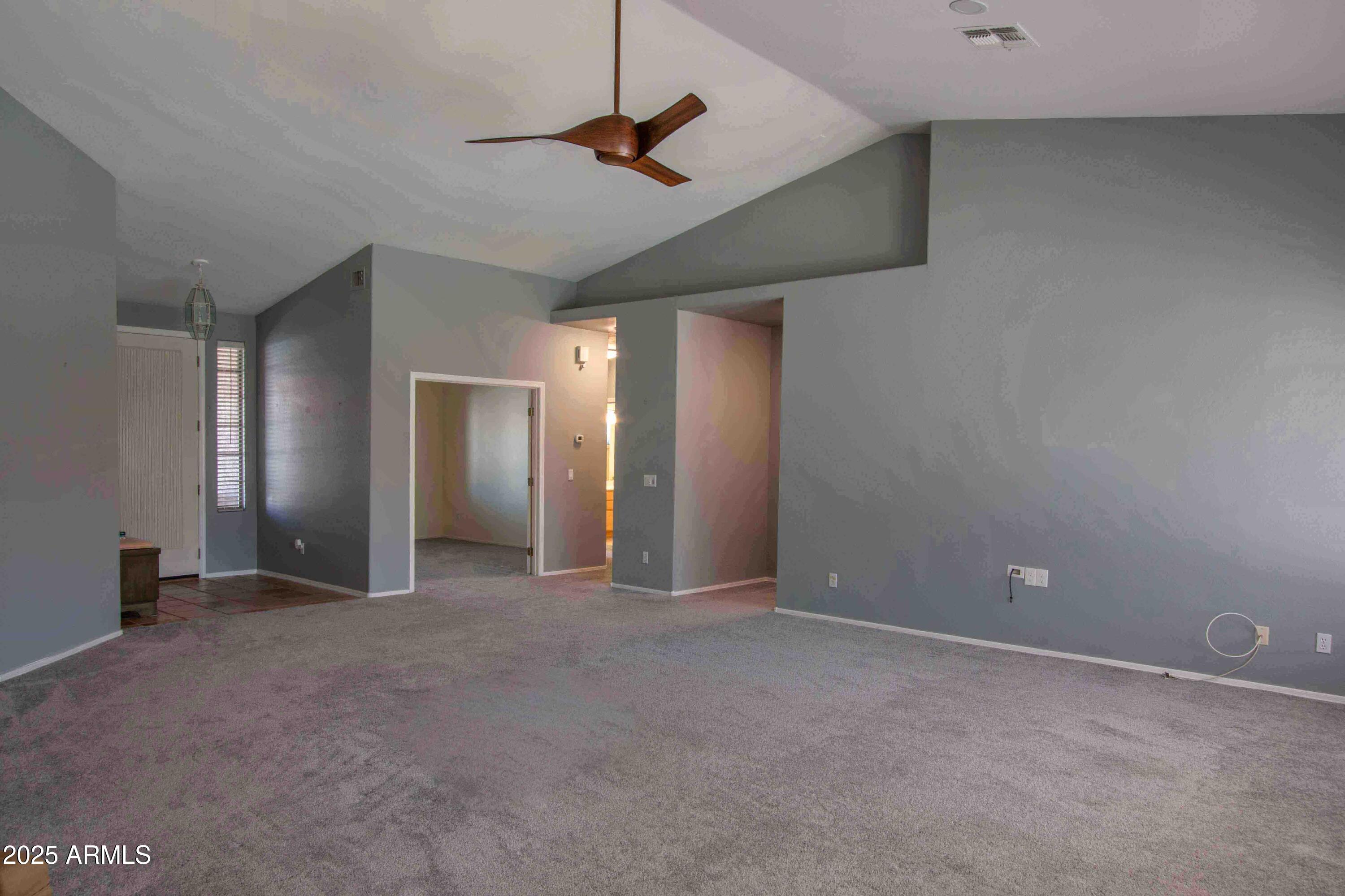 8765 W CUSTER Lane
