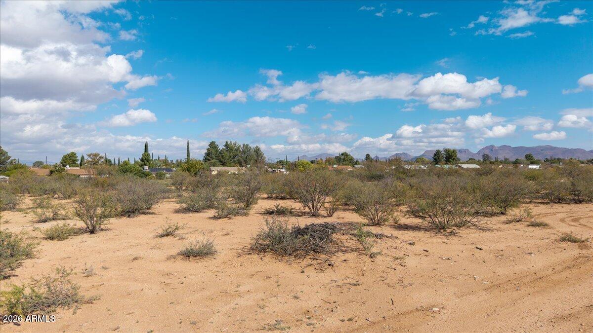 DOUGLAS TERRACE - Land