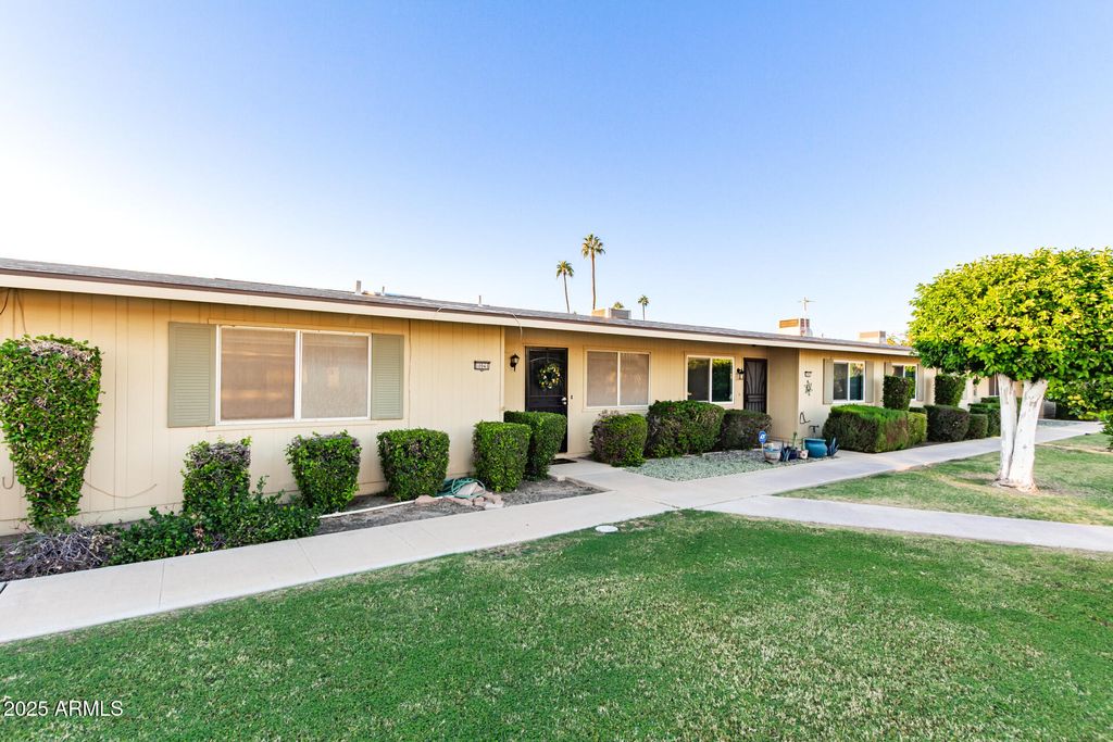 Photo of 10941 W Santa Fe Drive, Sun City, AZ 85351 (MLS # 6939816)