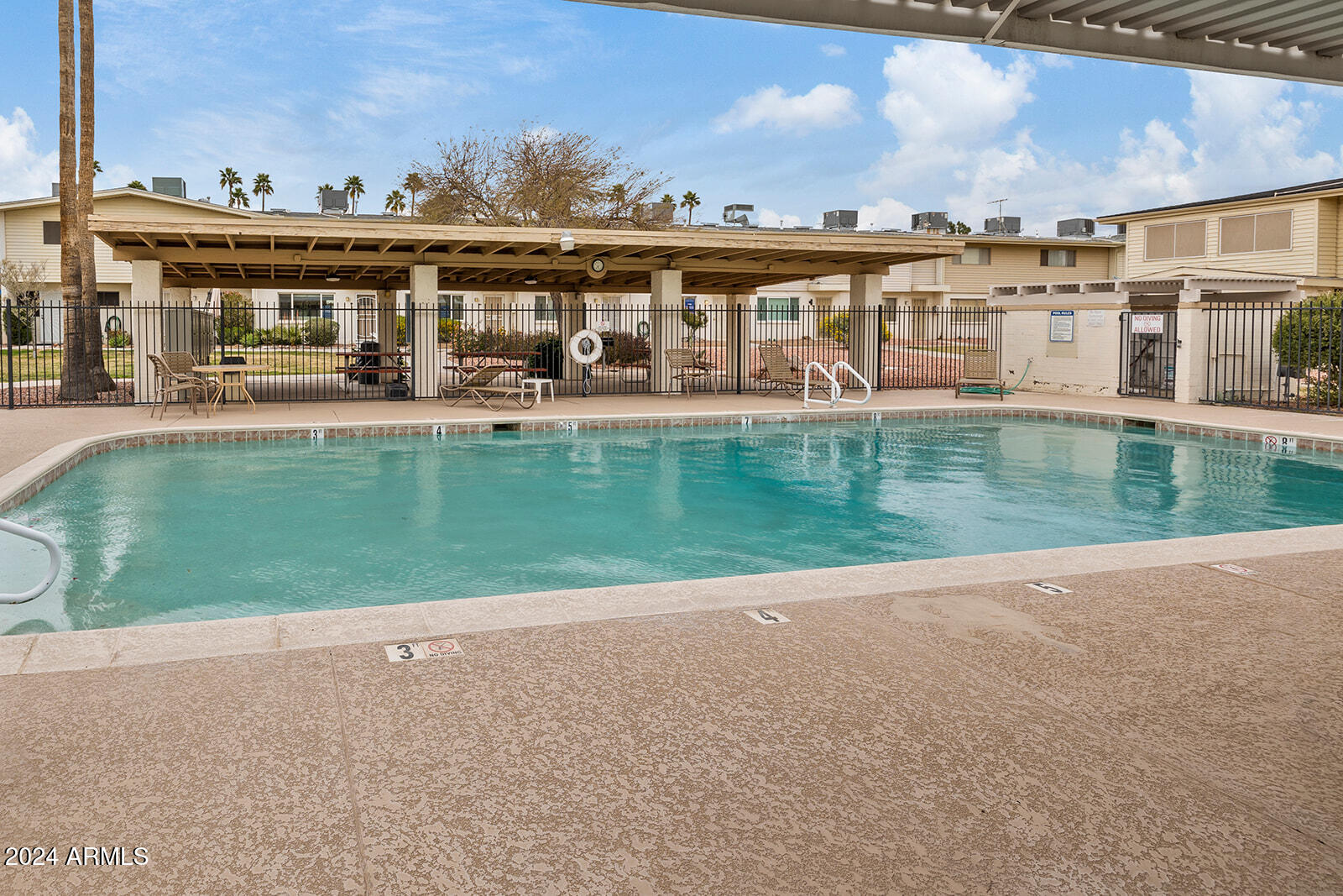 8221 E GARFIELD Street