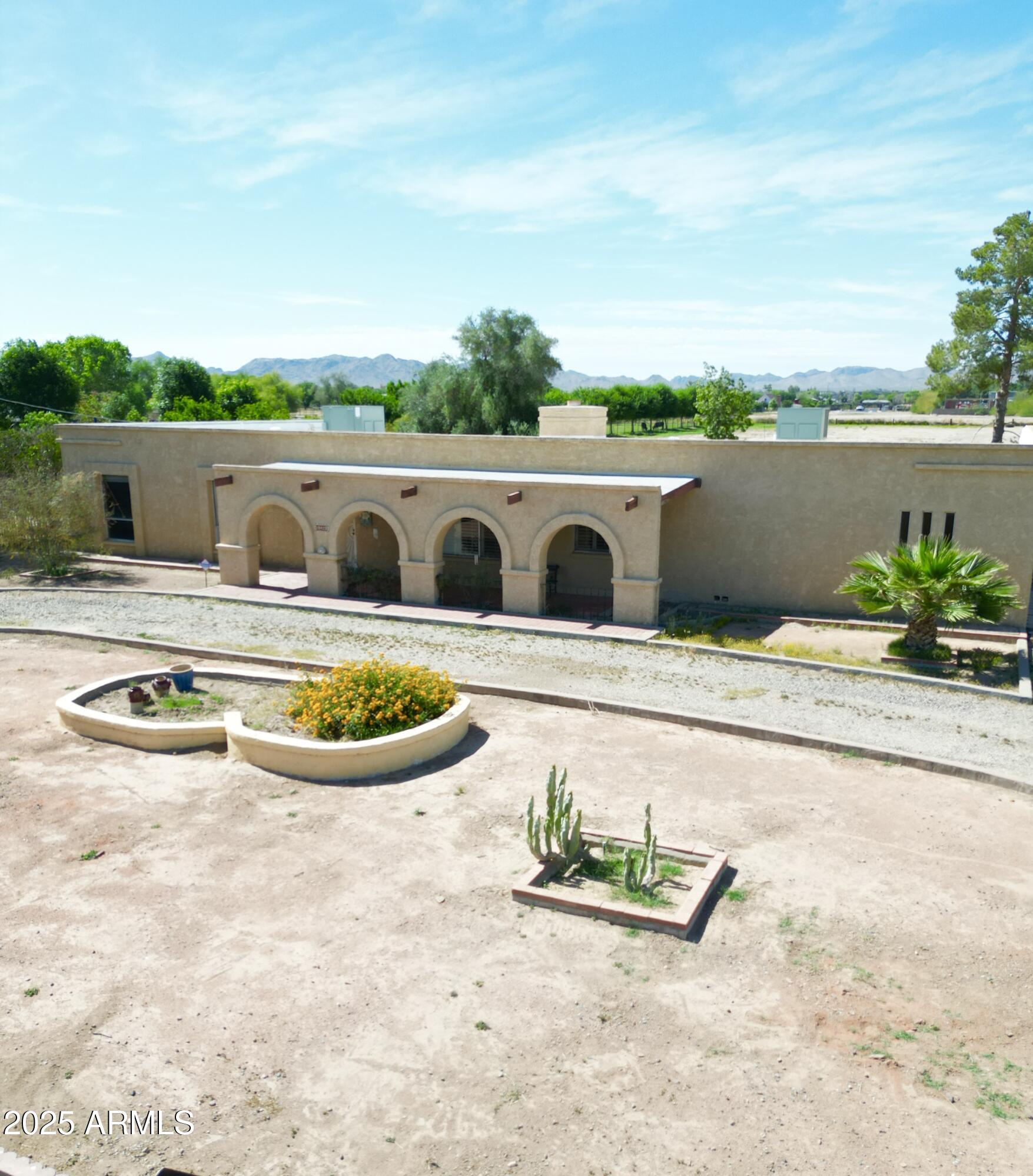 18423 E VIA DEL ORO -- 48