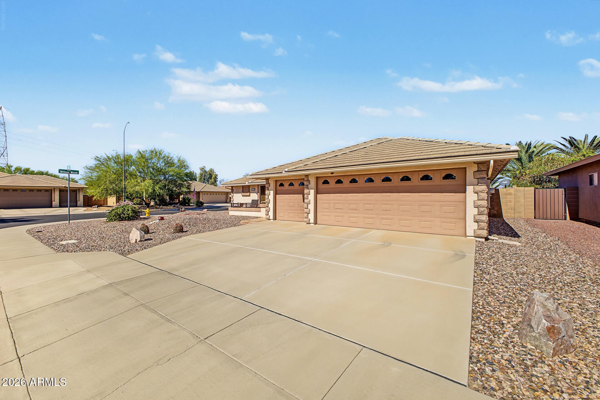 Homes for Sale in Queen Creek Arizona 2 11022 E NELL Avenue