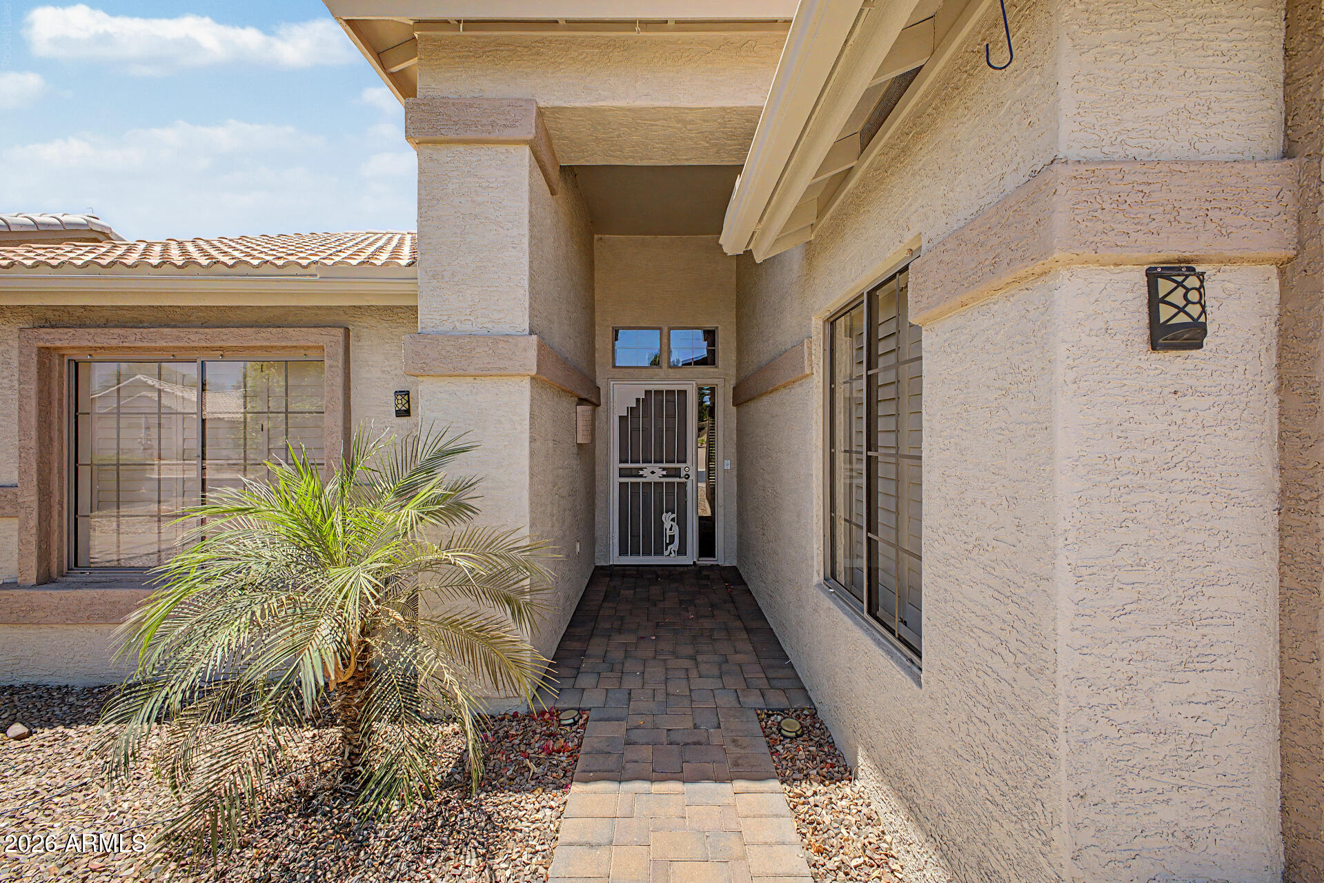 8939 E NACOMA Drive