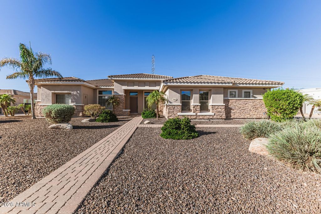 Photo of 10024 W Jj Ranch Road, Peoria, AZ 85383 (MLS # 7002636)