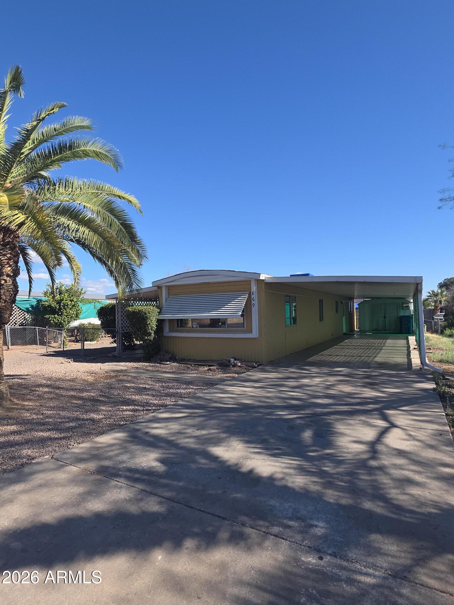 869 S ESPERANZA Avenue