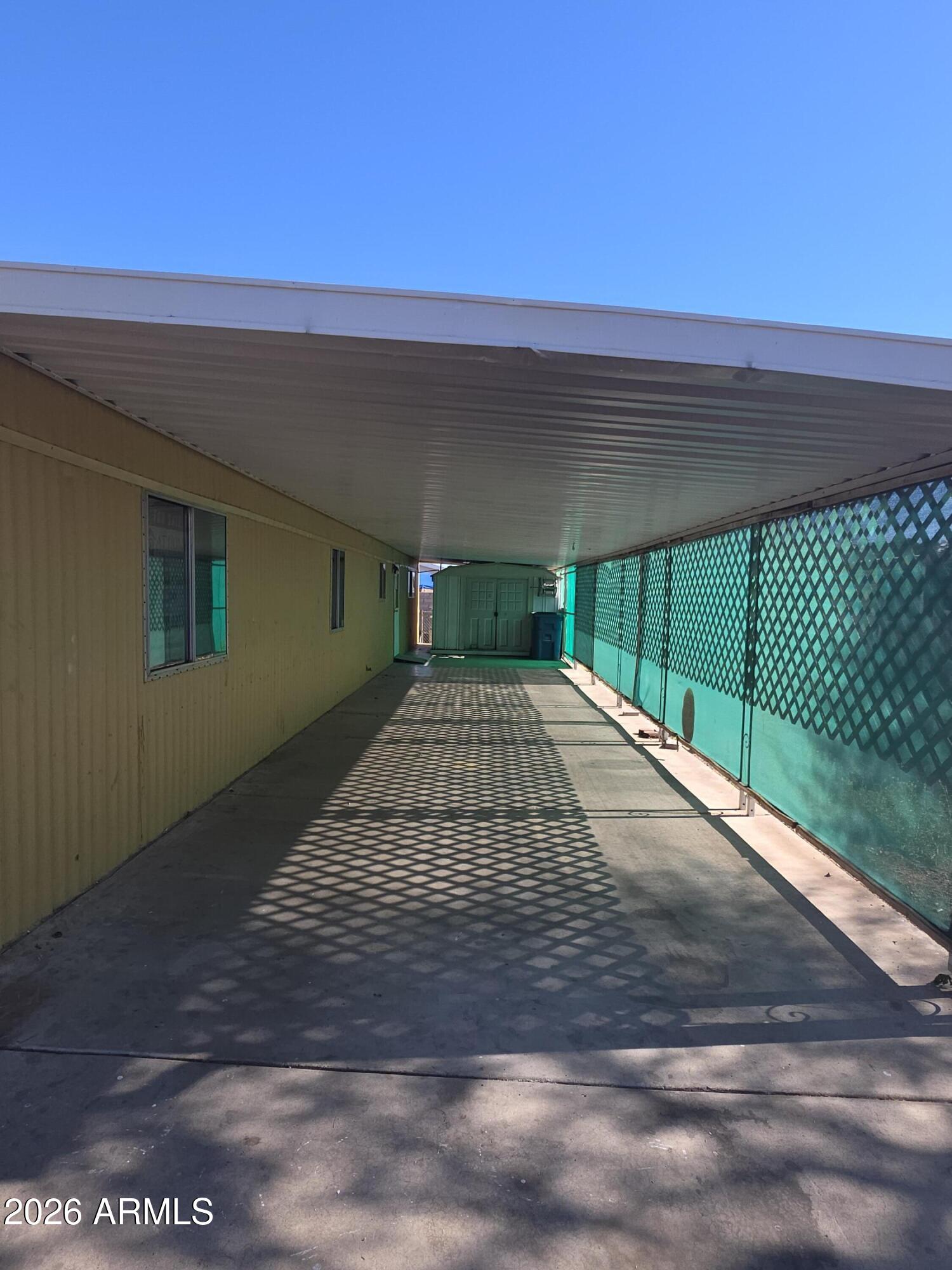 869 S ESPERANZA Avenue