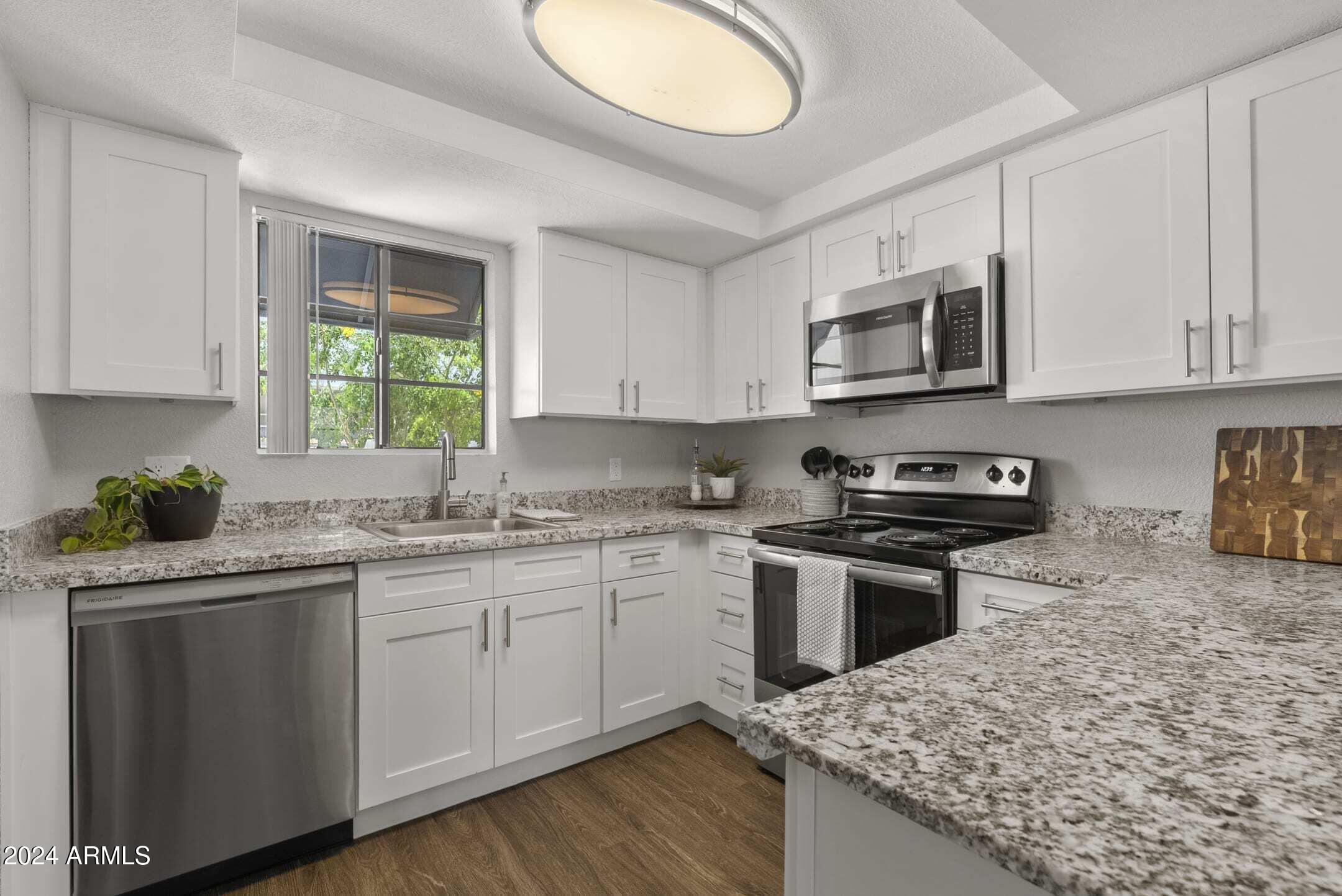 16220 N 7TH Street 2