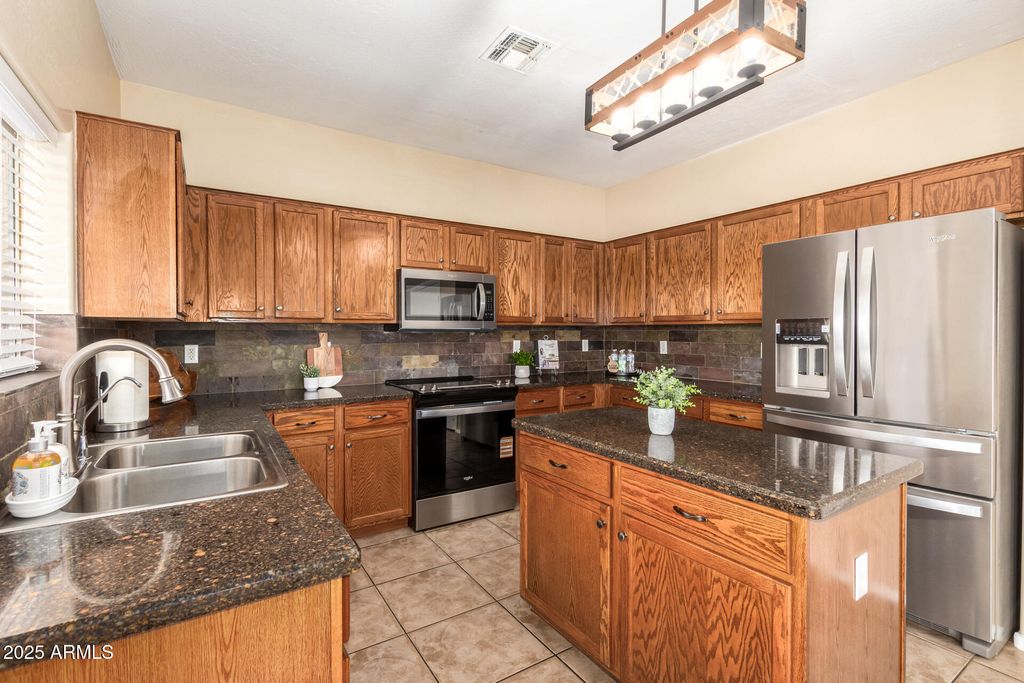 Photo of 44014 W Mccord Drive, Maricopa, AZ 85138 (MLS # 6930984)