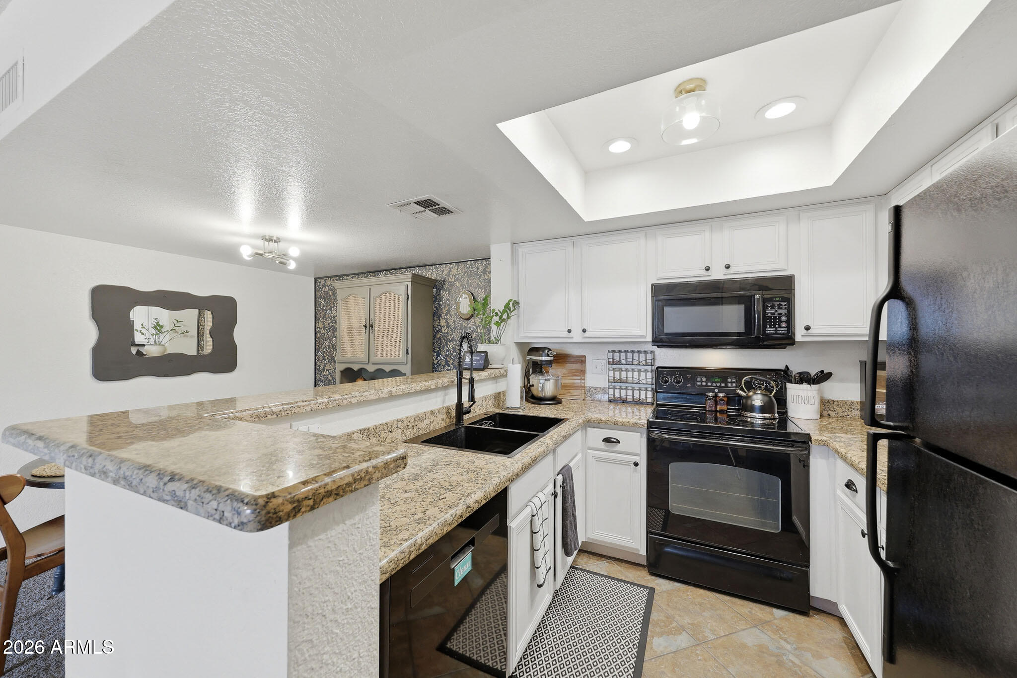 THUNDERBIRD PASEO CONDOMINIUM - Residential