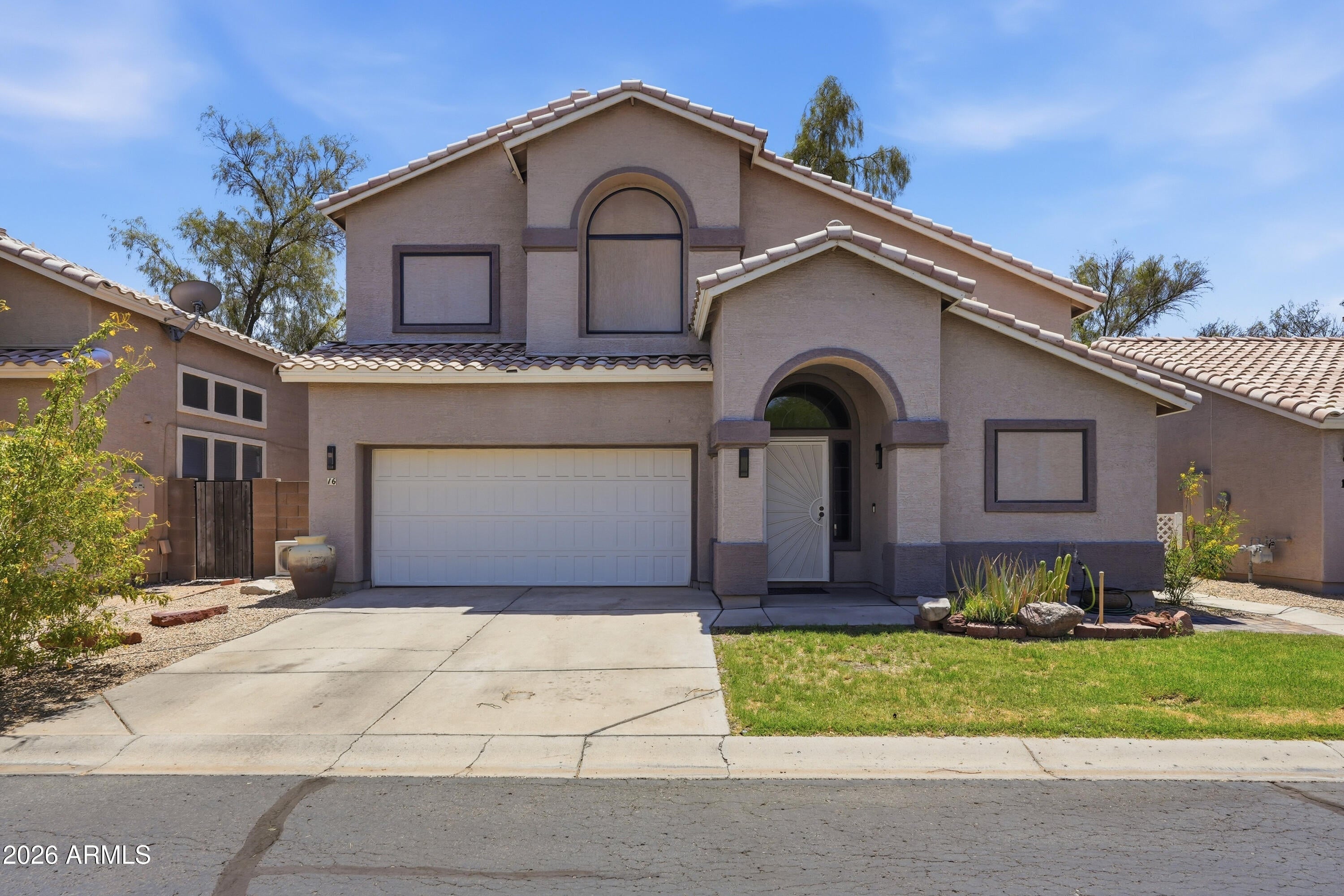1425 S LINDSAY Road 16