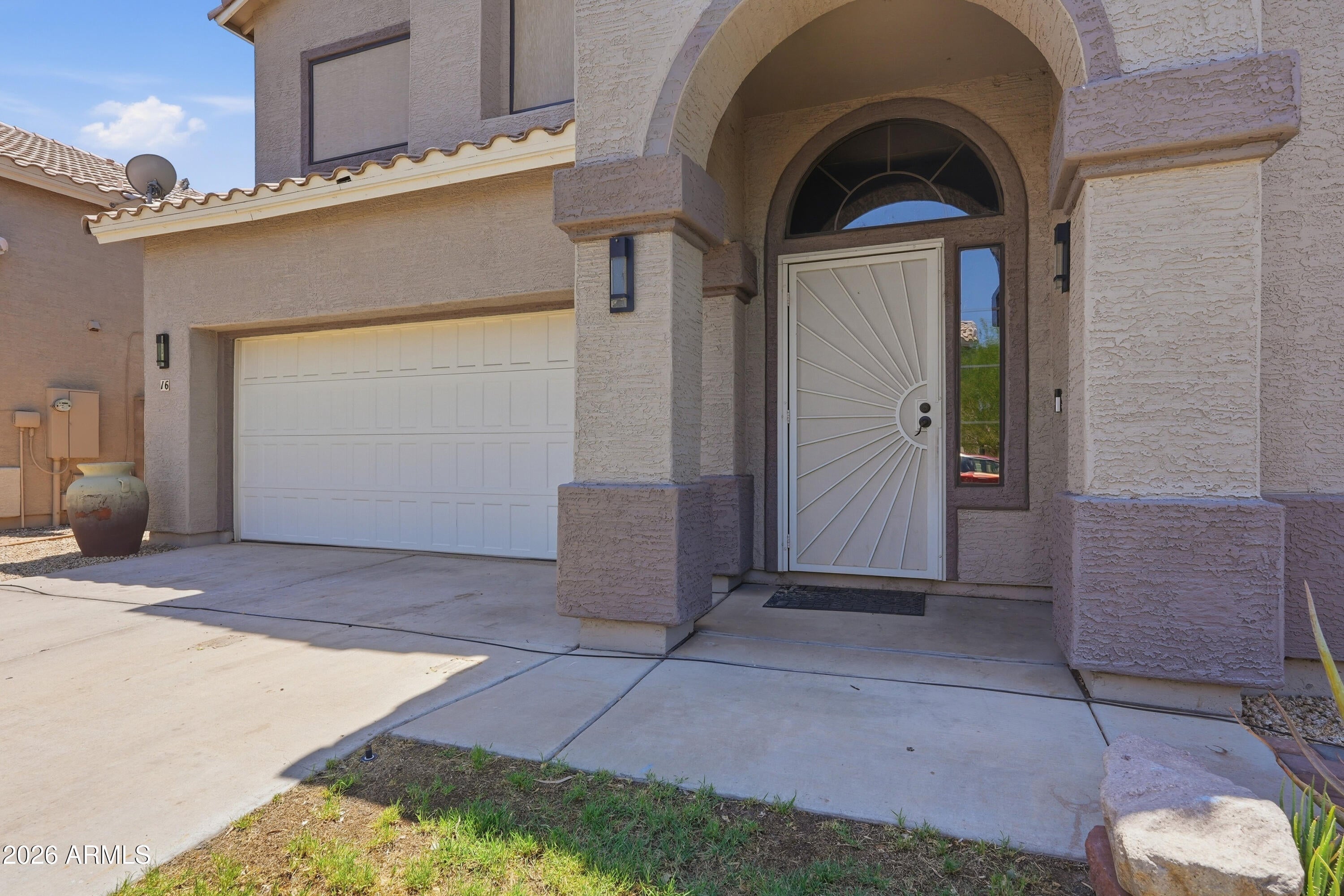 1425 S LINDSAY Road 16