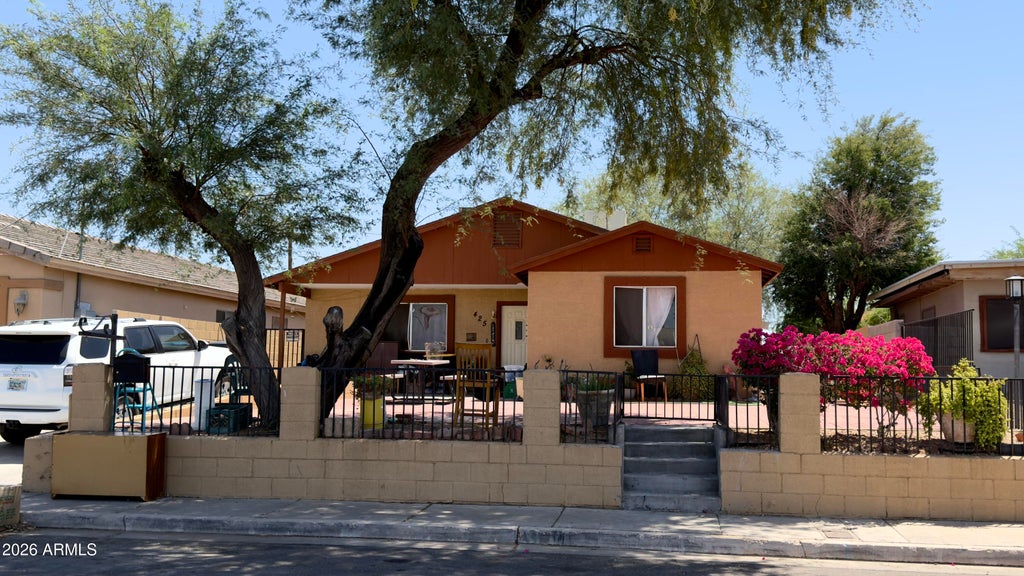 Photo of 425 S 7th Street, Avondale, AZ 85323 (MLS # 7037326)