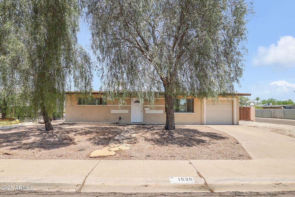 Photo of 1526 W Huntington Drive, Tempe, AZ 85282 (MLS # 6861925)