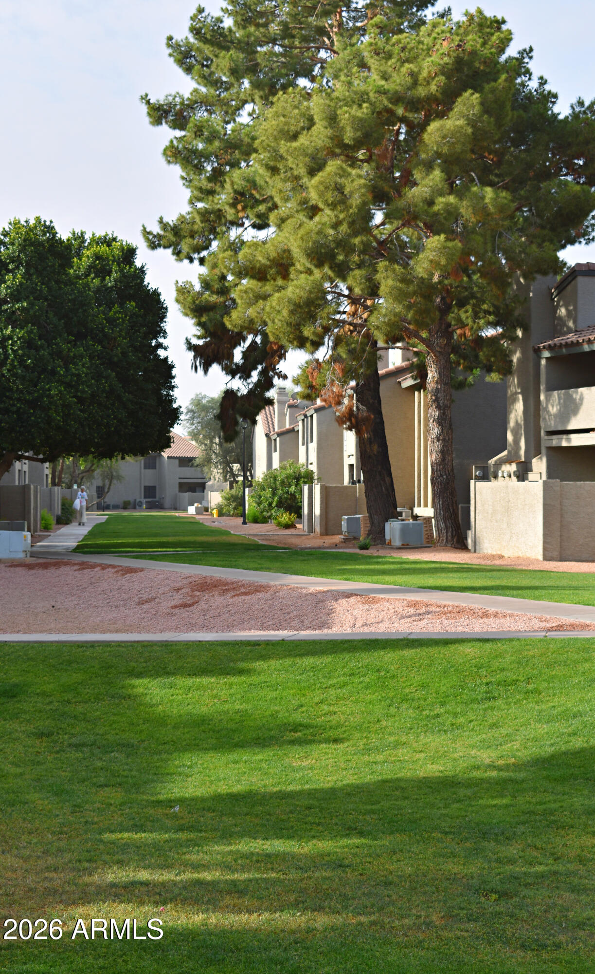 533 W GUADALUPE Road 1053
