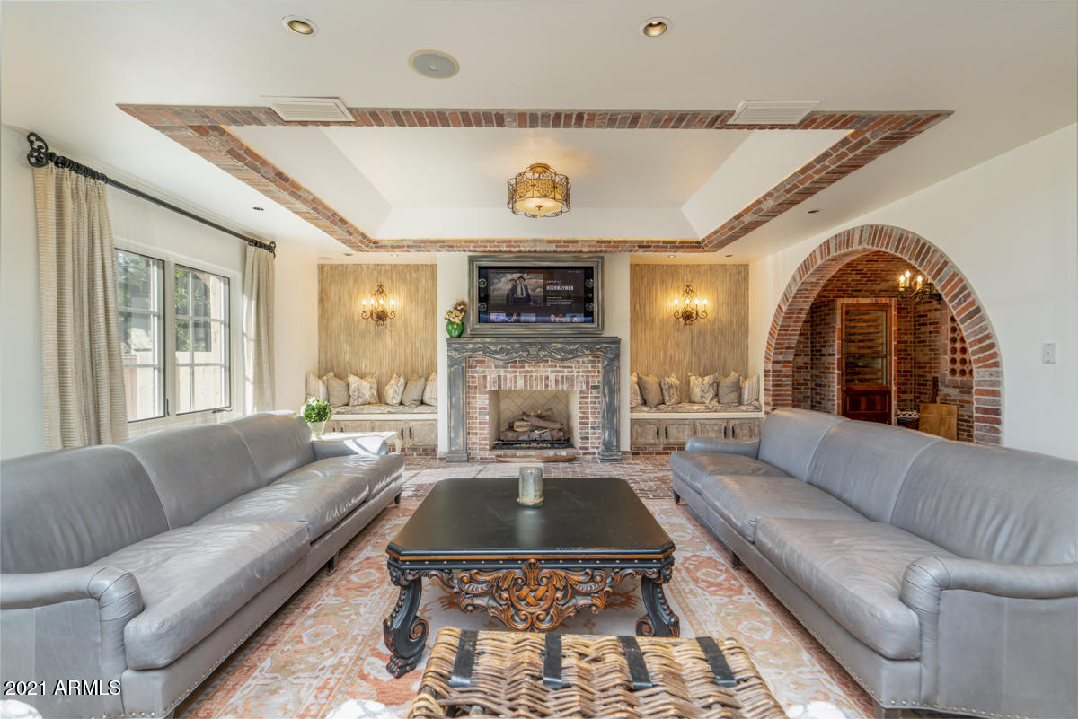 Camelback Country Estates - Residential