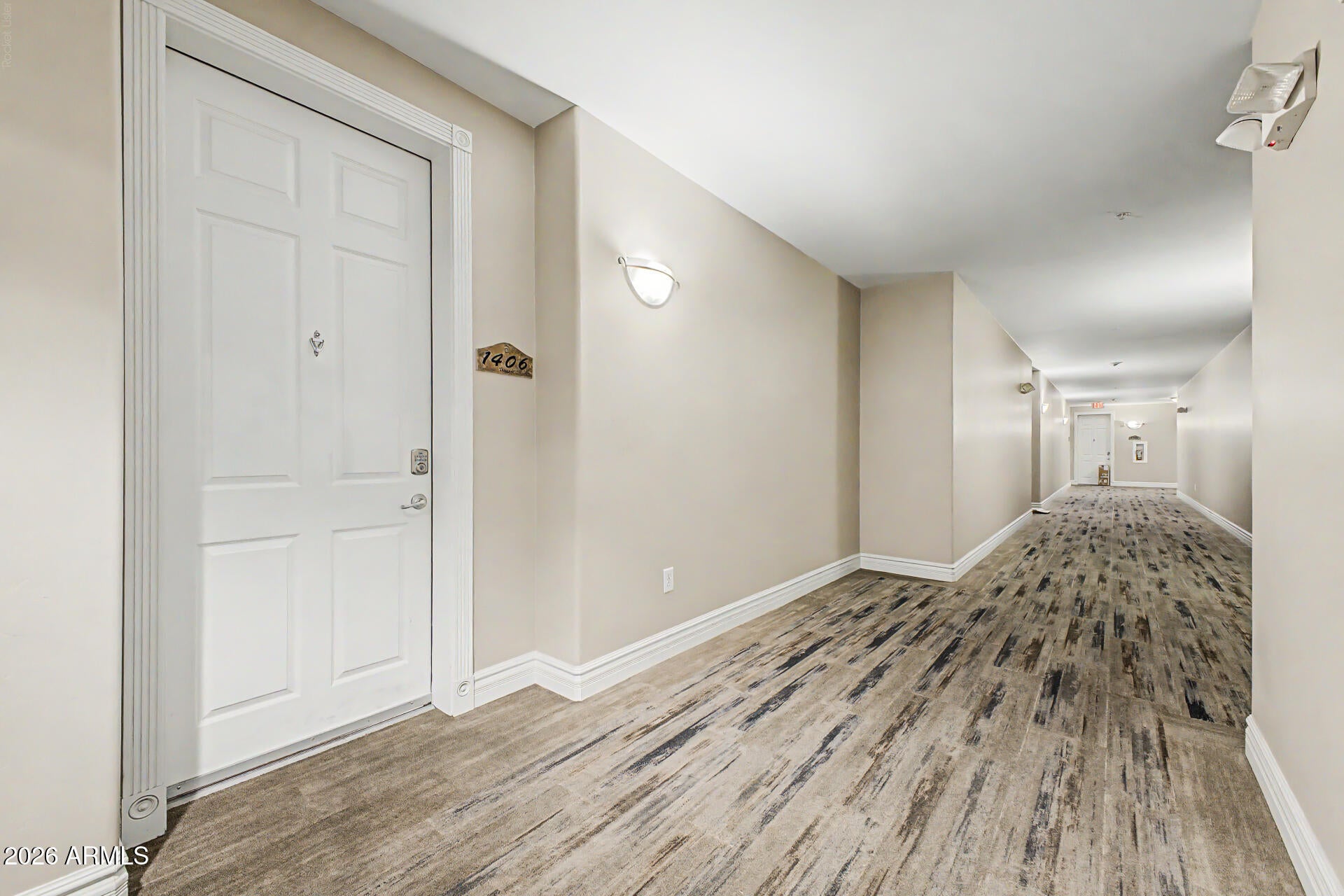 5350 E DEER VALLEY Drive 1406