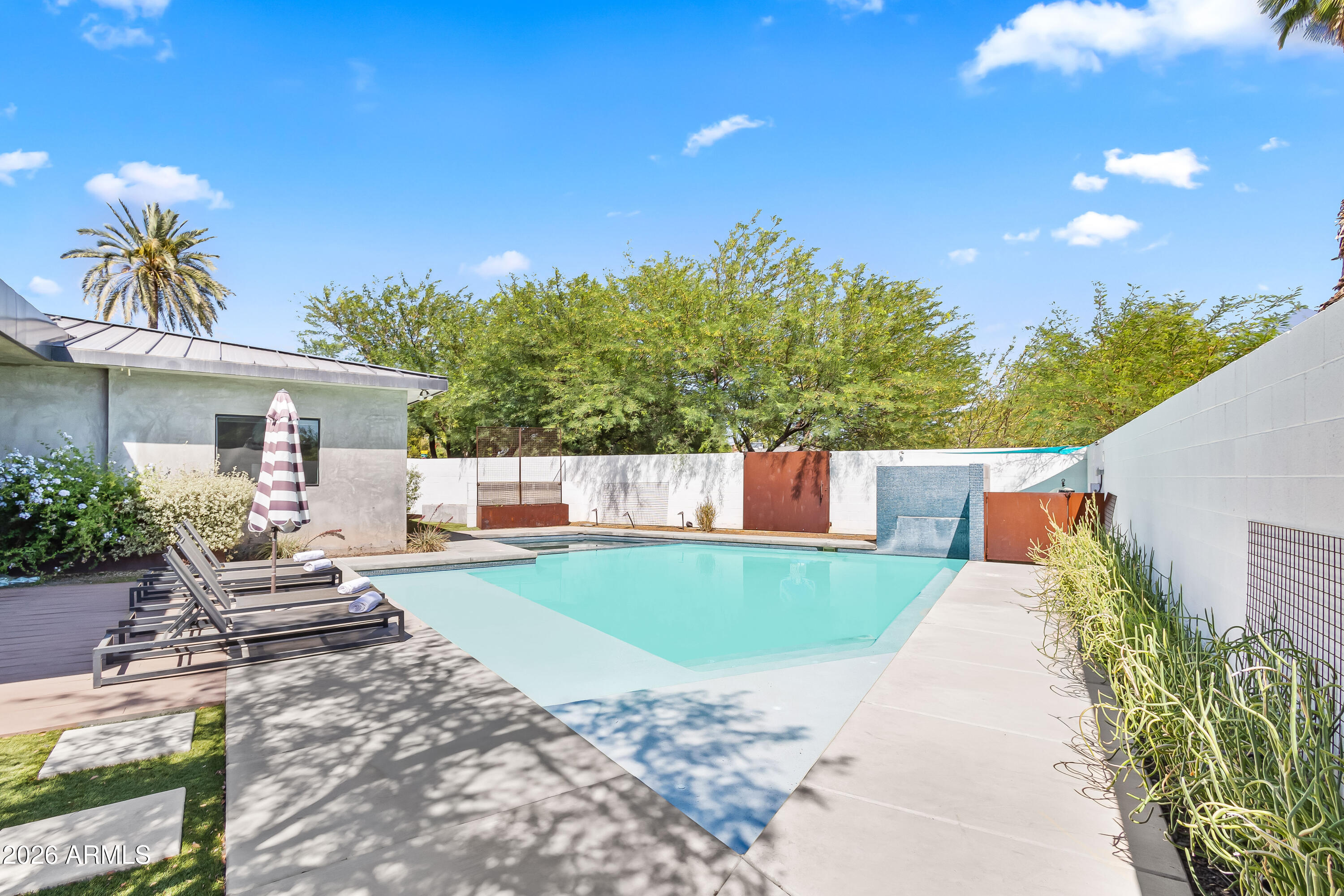 CORONADO VILLA - Residential