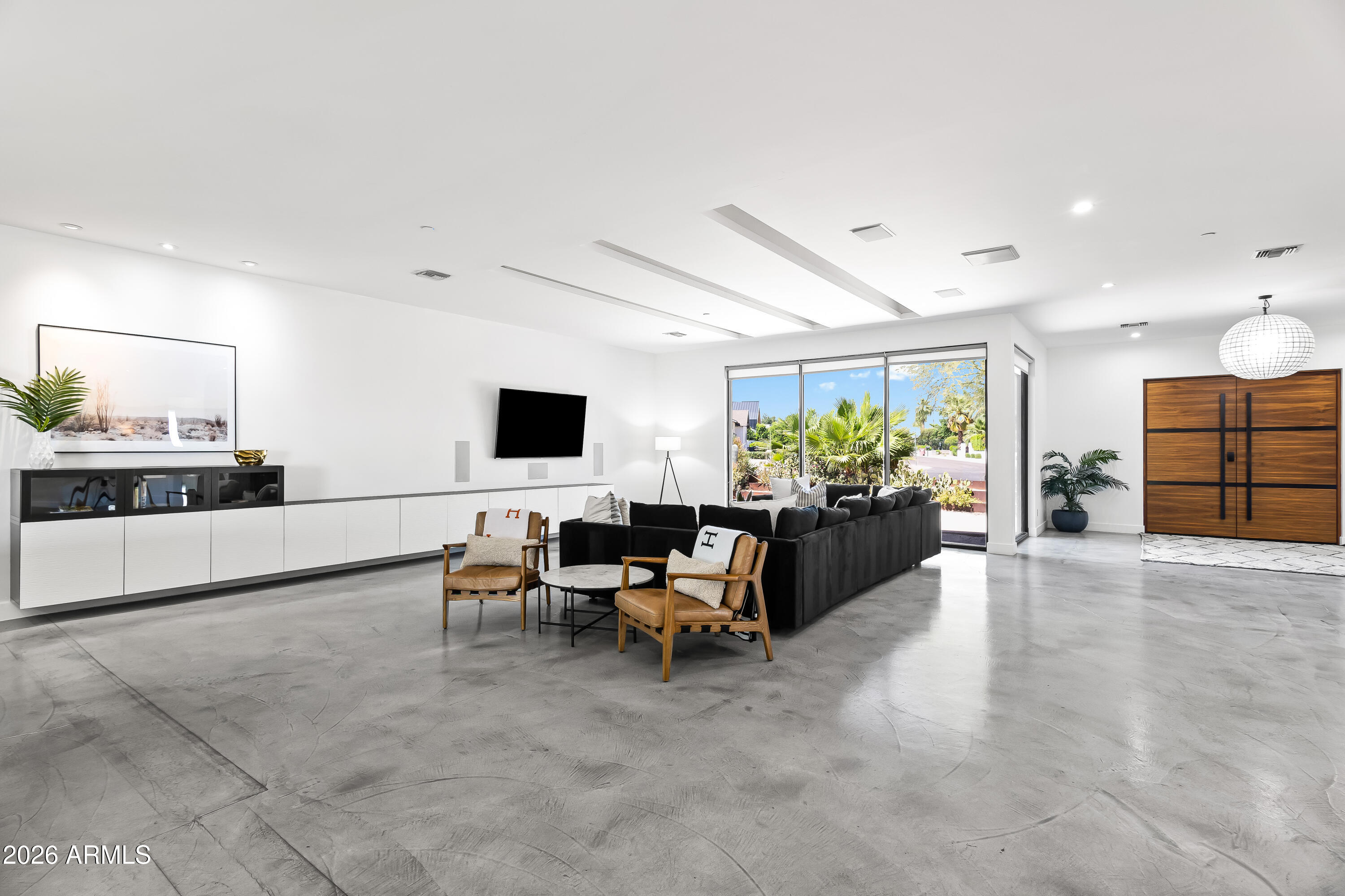 6819 E CHAPARRAL Road