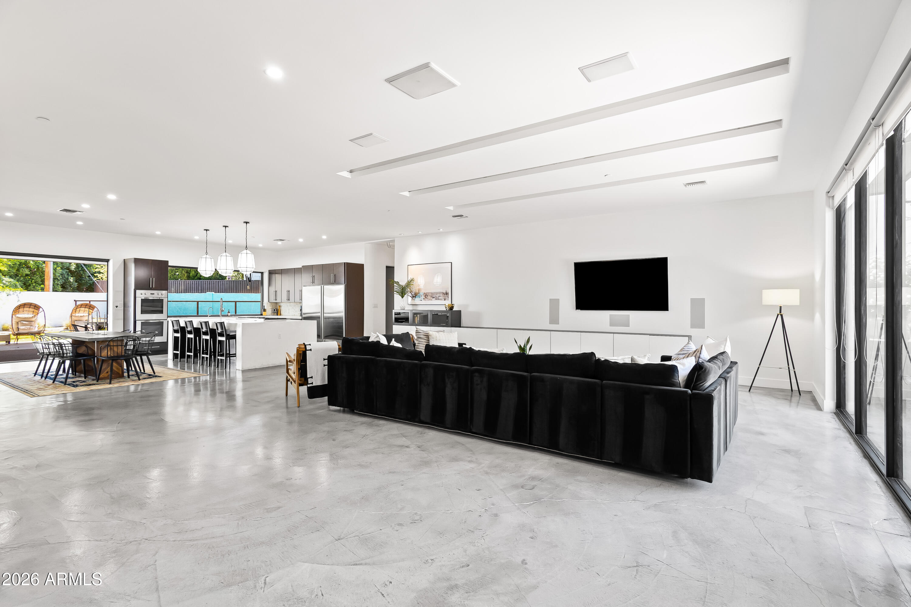CORONADO VILLA - Residential