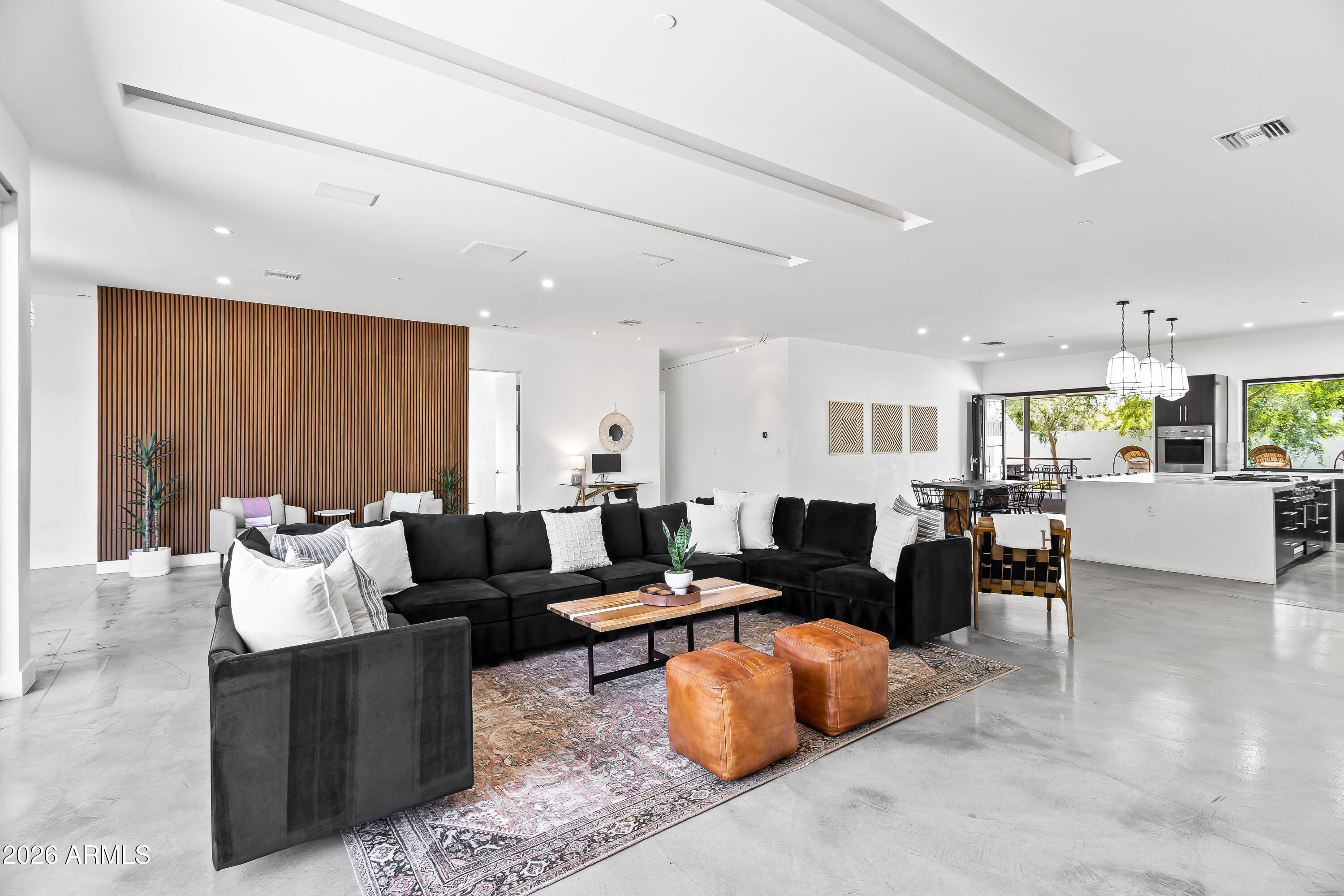 6819 E CHAPARRAL Road