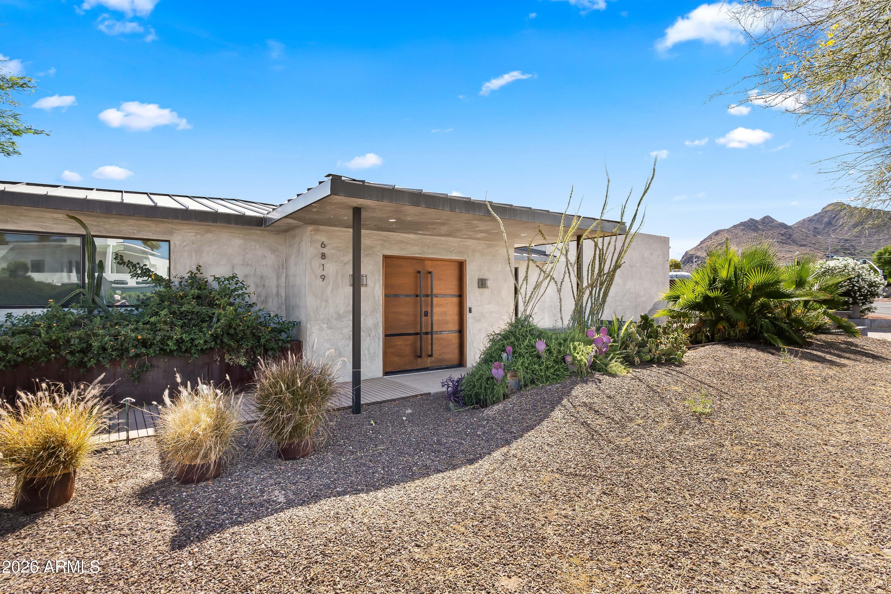 CORONADO VILLA - Residential