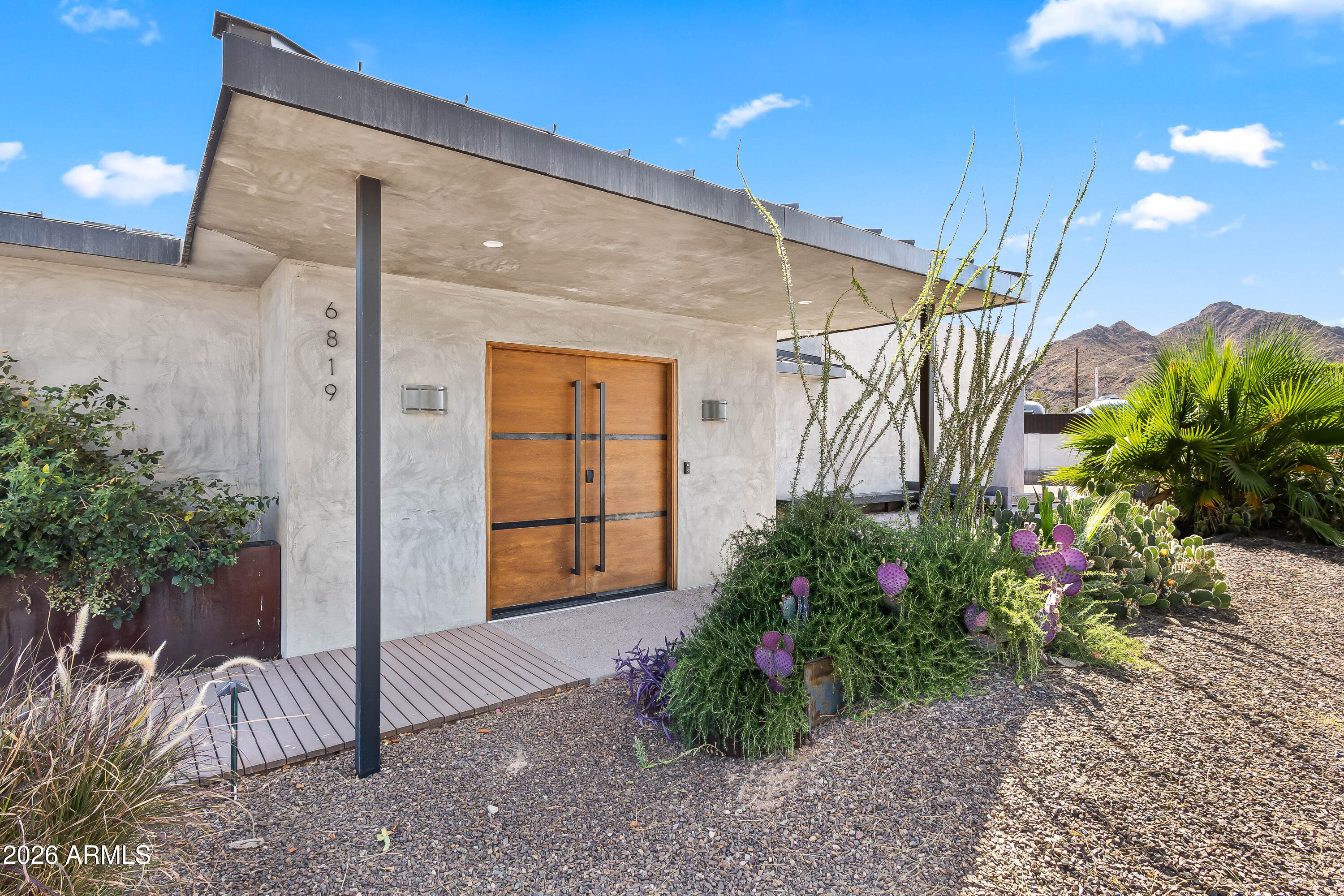 CORONADO VILLA - Residential