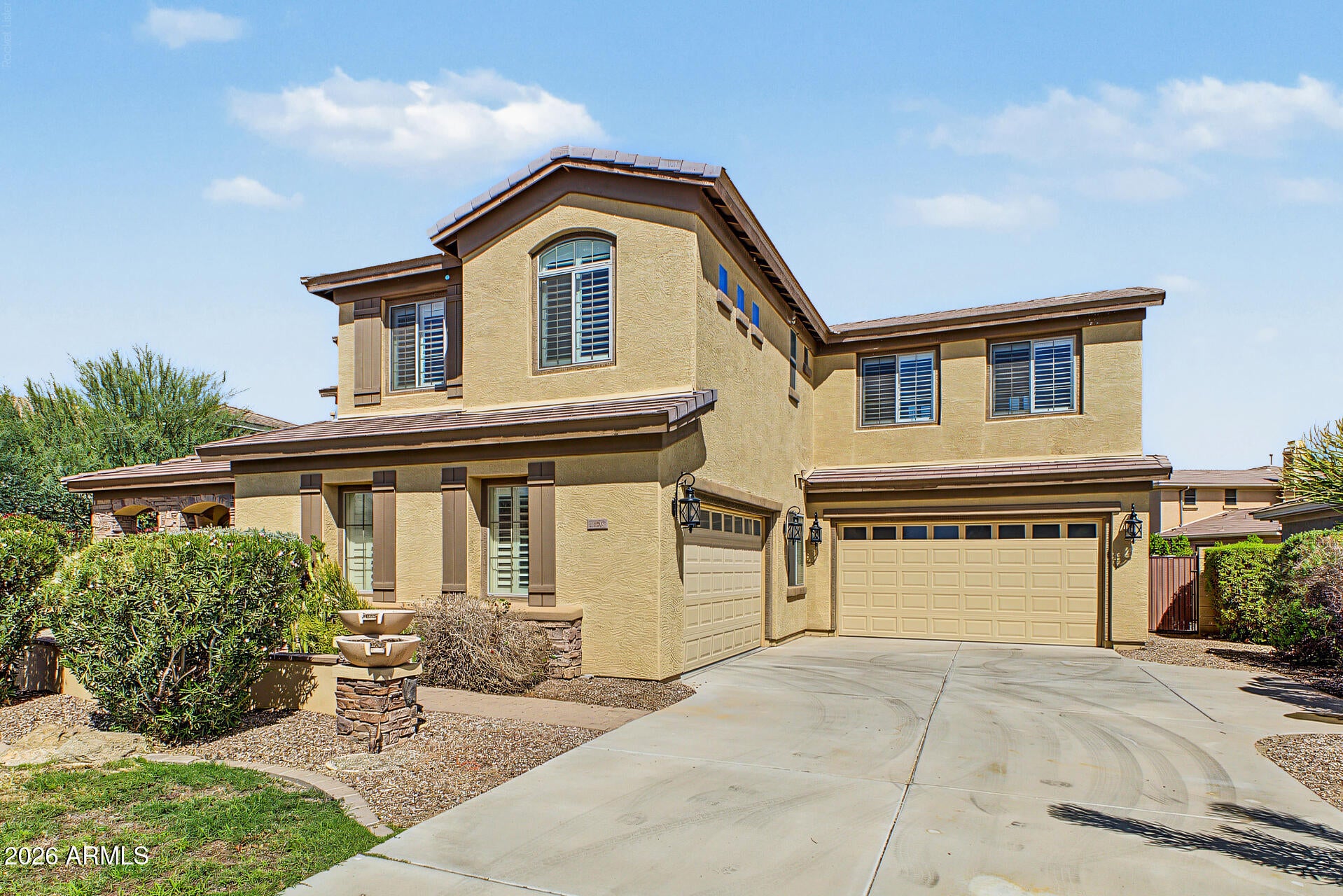 1350 E IBIS Street