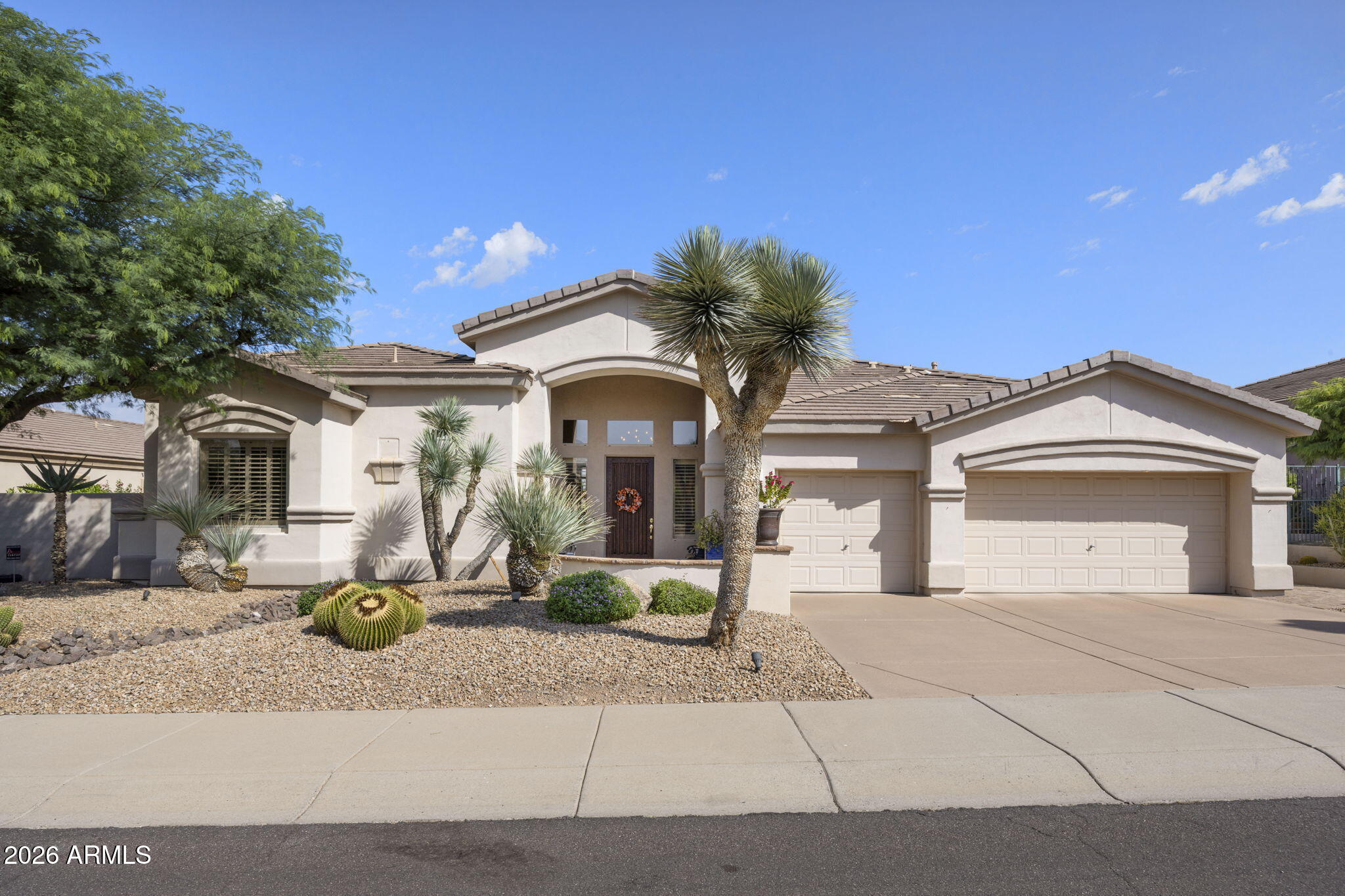 11440 E WHITETHORN Drive