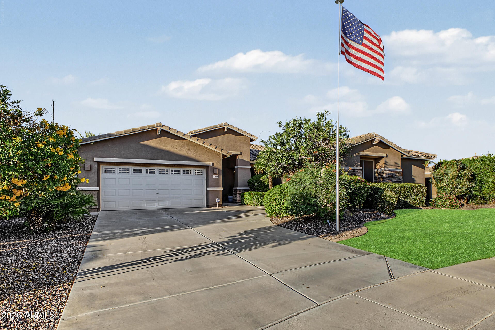 2652 E ZION Way
