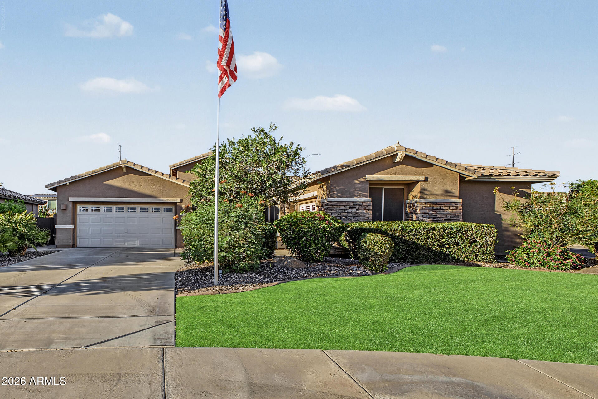 2652 E ZION Way