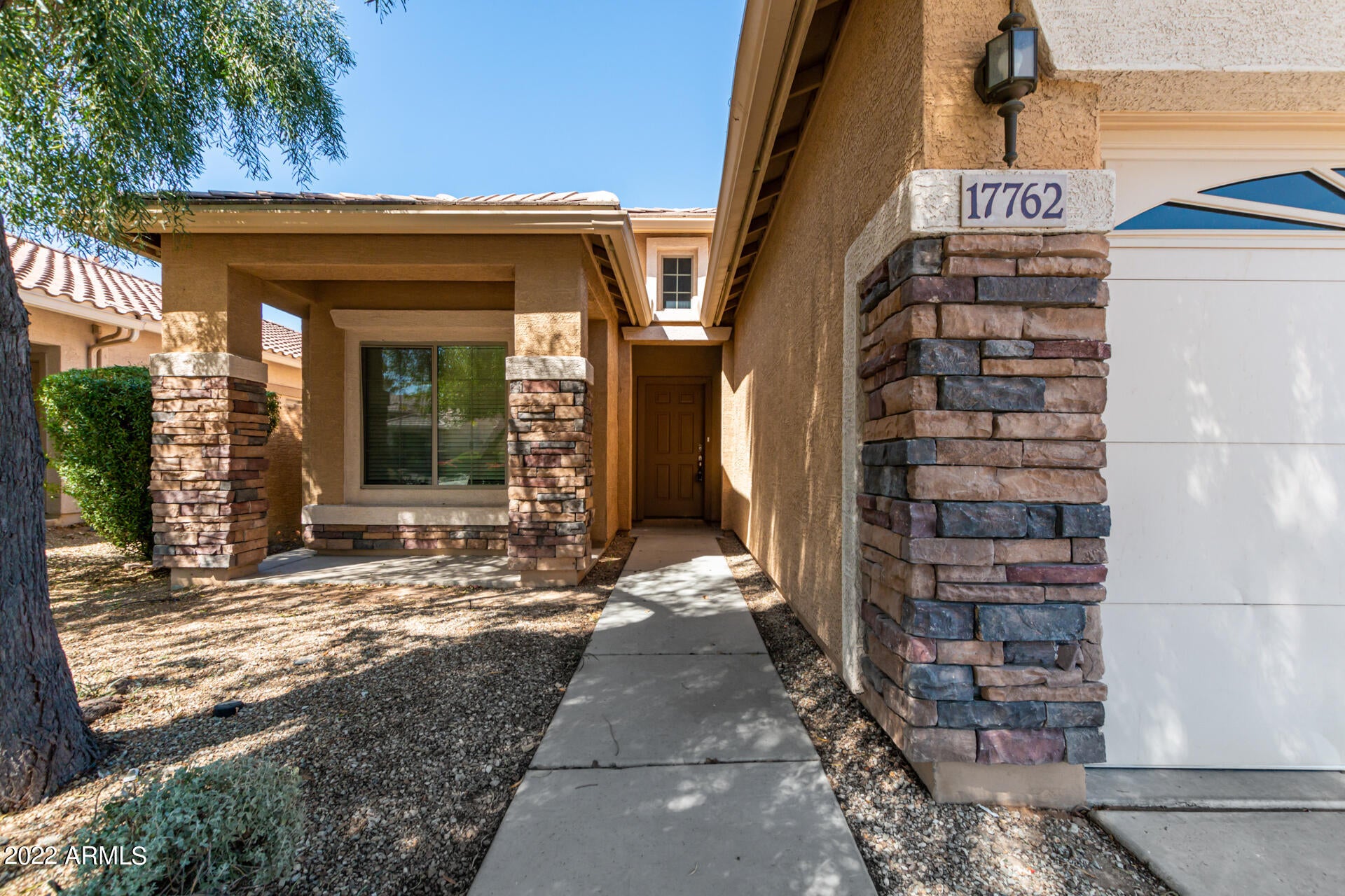 17762 W RIMROCK Street