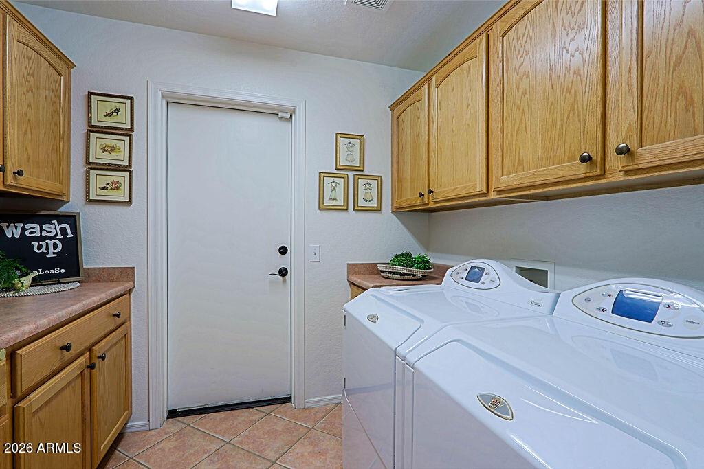 PEBBLECREEK PHASE 2 UNIT 27 - Residential
