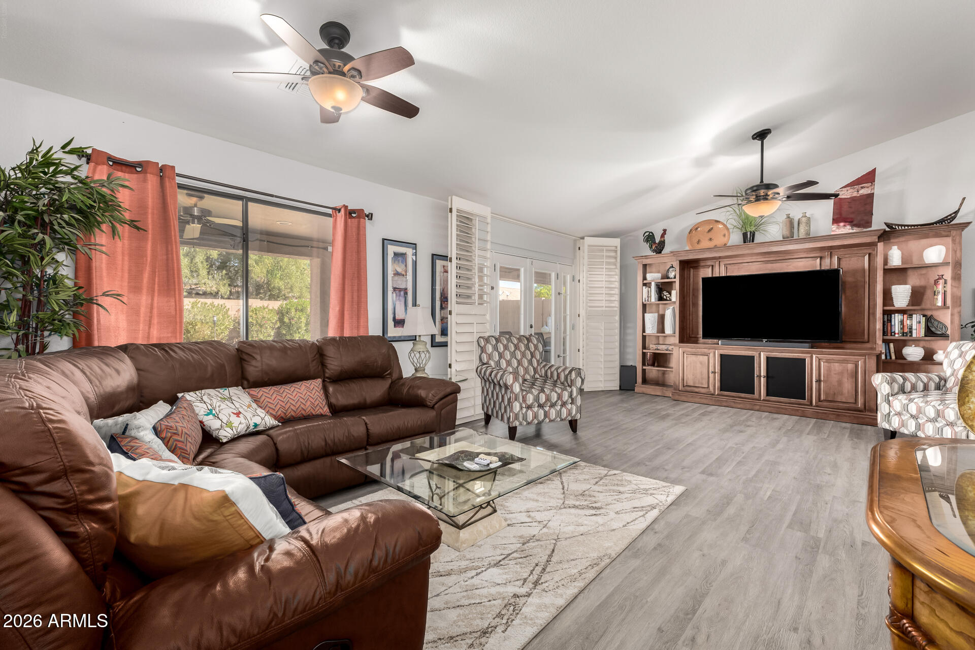 9222 E Champagne Drive