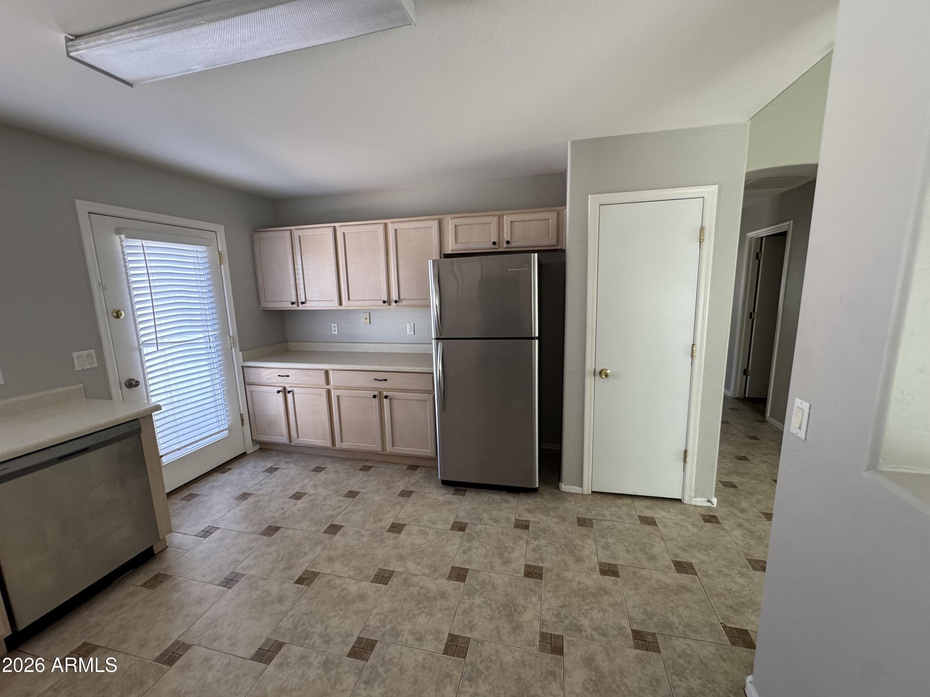 15840 W YAVAPAI Street