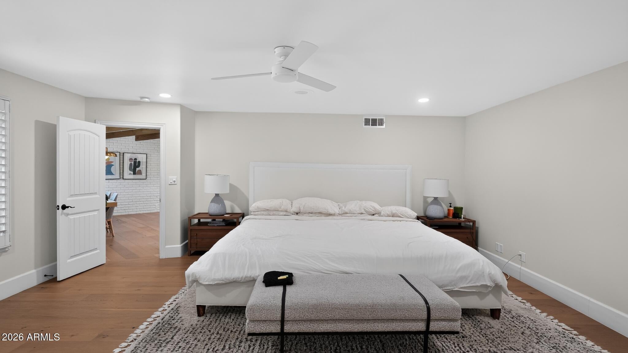 4041 E HERMOSA VISTA Drive