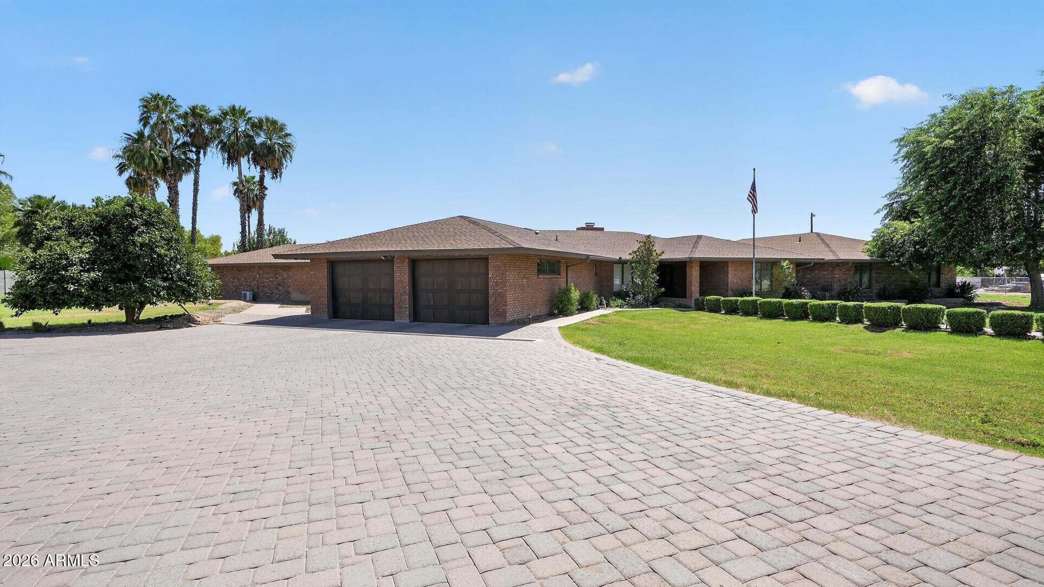 4041 E HERMOSA VISTA Drive
