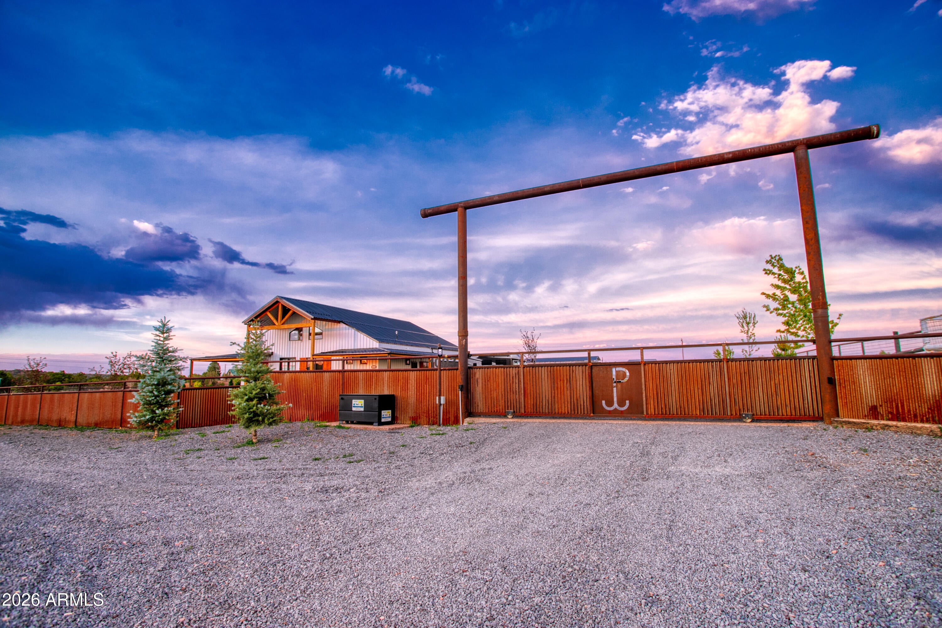 1093 School House Lane
