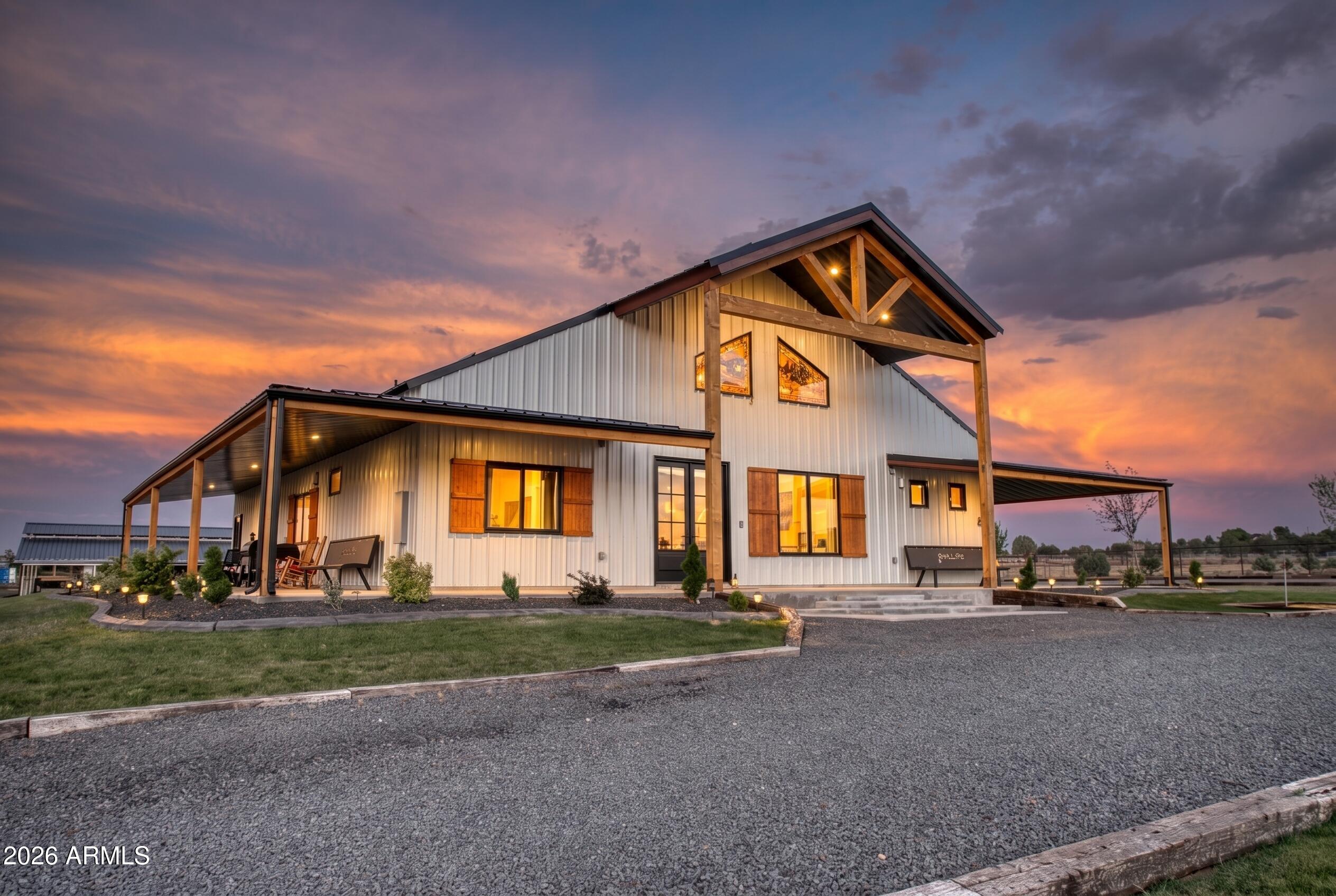 1093 School House Lane