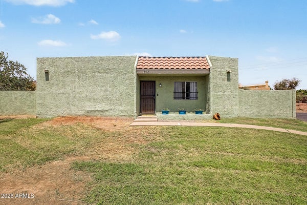 803 E COCHISE DR, PHOENIX, AZ 85020 - Image cde0daec8c25ff3f1b2d3fbb3e1d4fe6/1385223393