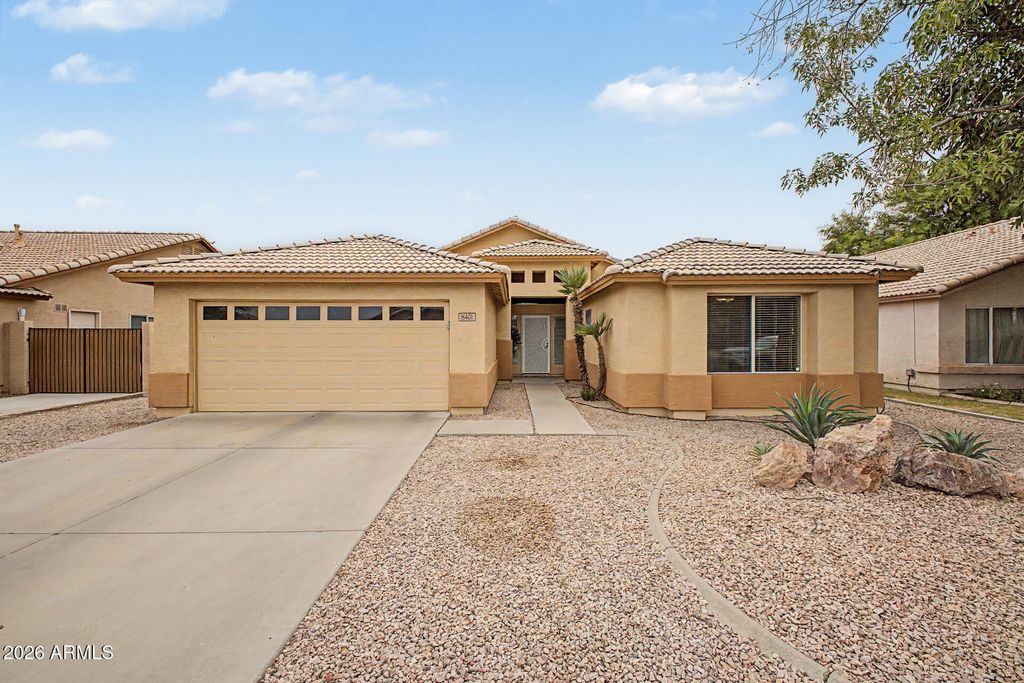 Photo of 8401 W Laurel Lane, Peoria, AZ 85345 (MLS # 7023892)
