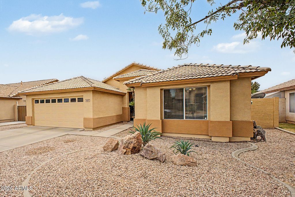 Photo of 8401 W Laurel Lane, Peoria, AZ 85345 (MLS # 7023892)