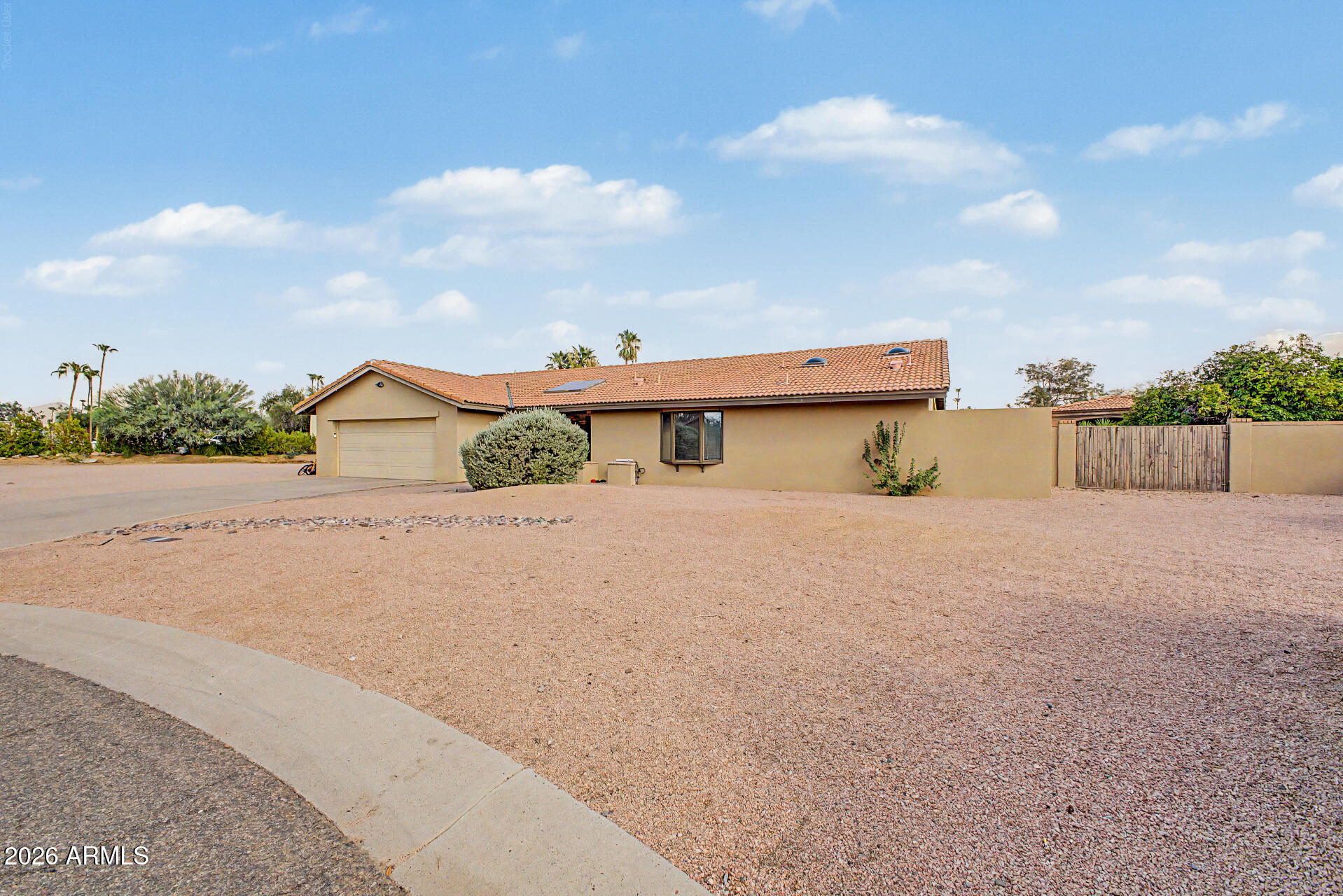 6921 E VOLTAIRE Avenue