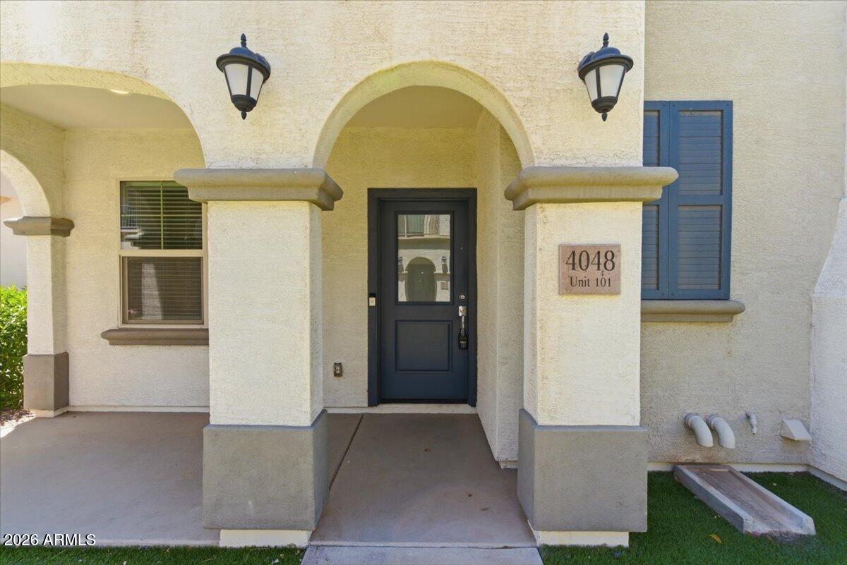 4048 E TOLEDO Street 101