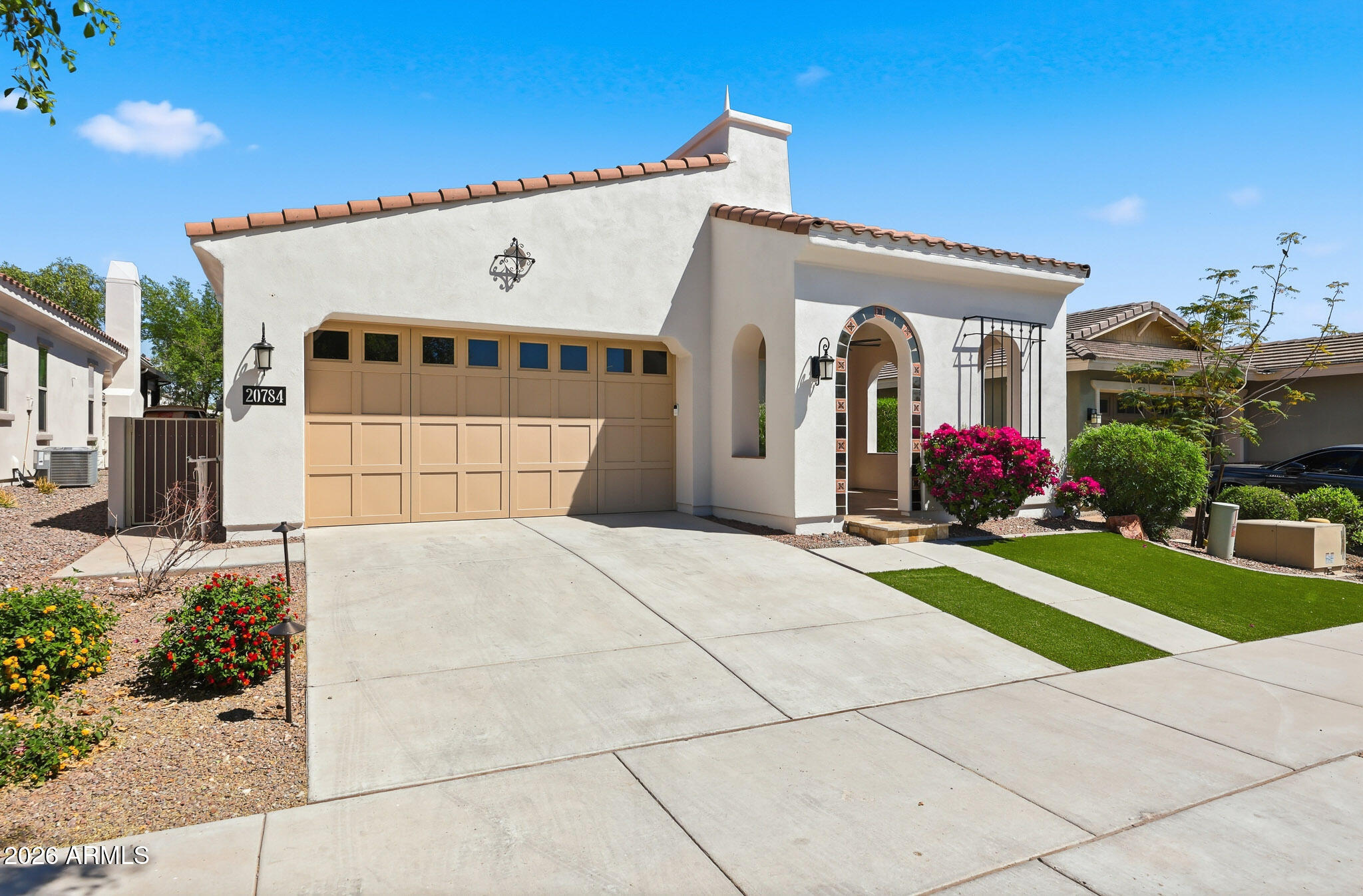 20784 W MINNEZONA Avenue