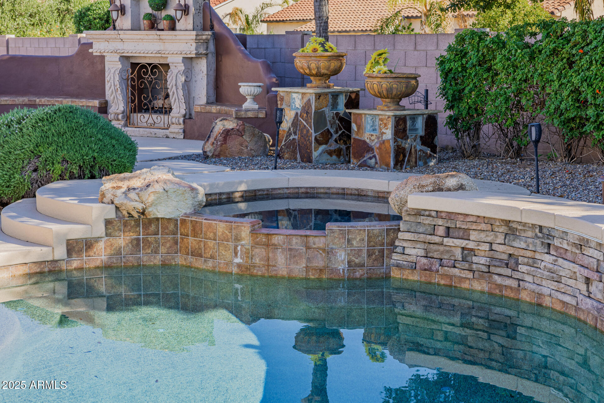 7281 W CIELO GRANDE Avenue